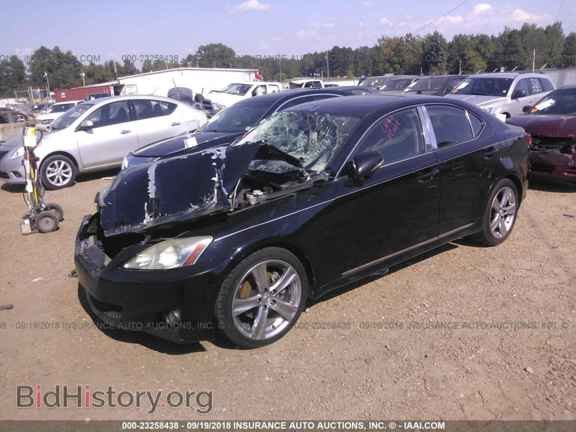 2011 LEXUS IS - VIN: JTHBF5C28B5143574 - Фото 2
