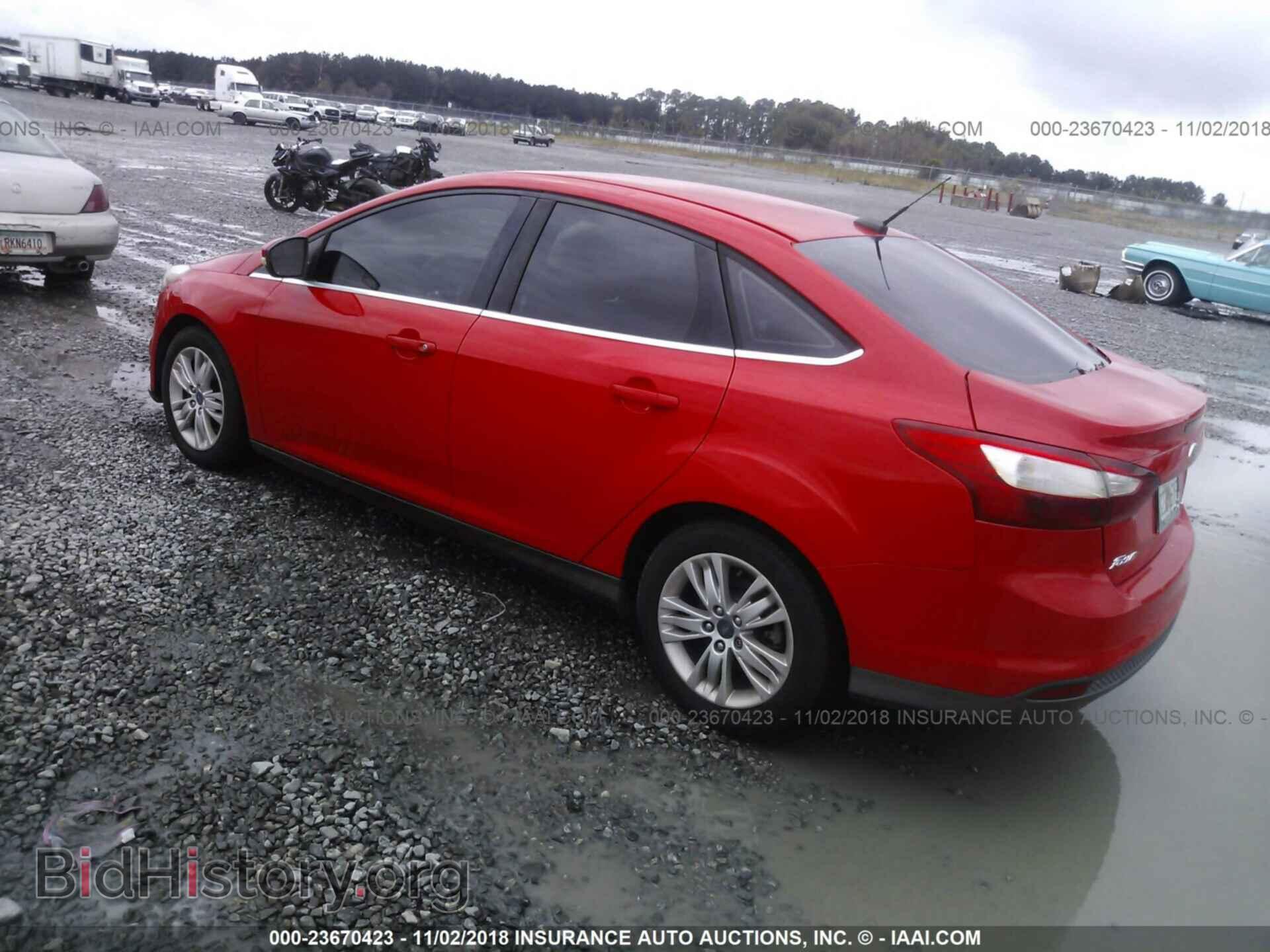 2012 Ford Focus - VIN: 1FAHP3H25CL132685 - Photo 3