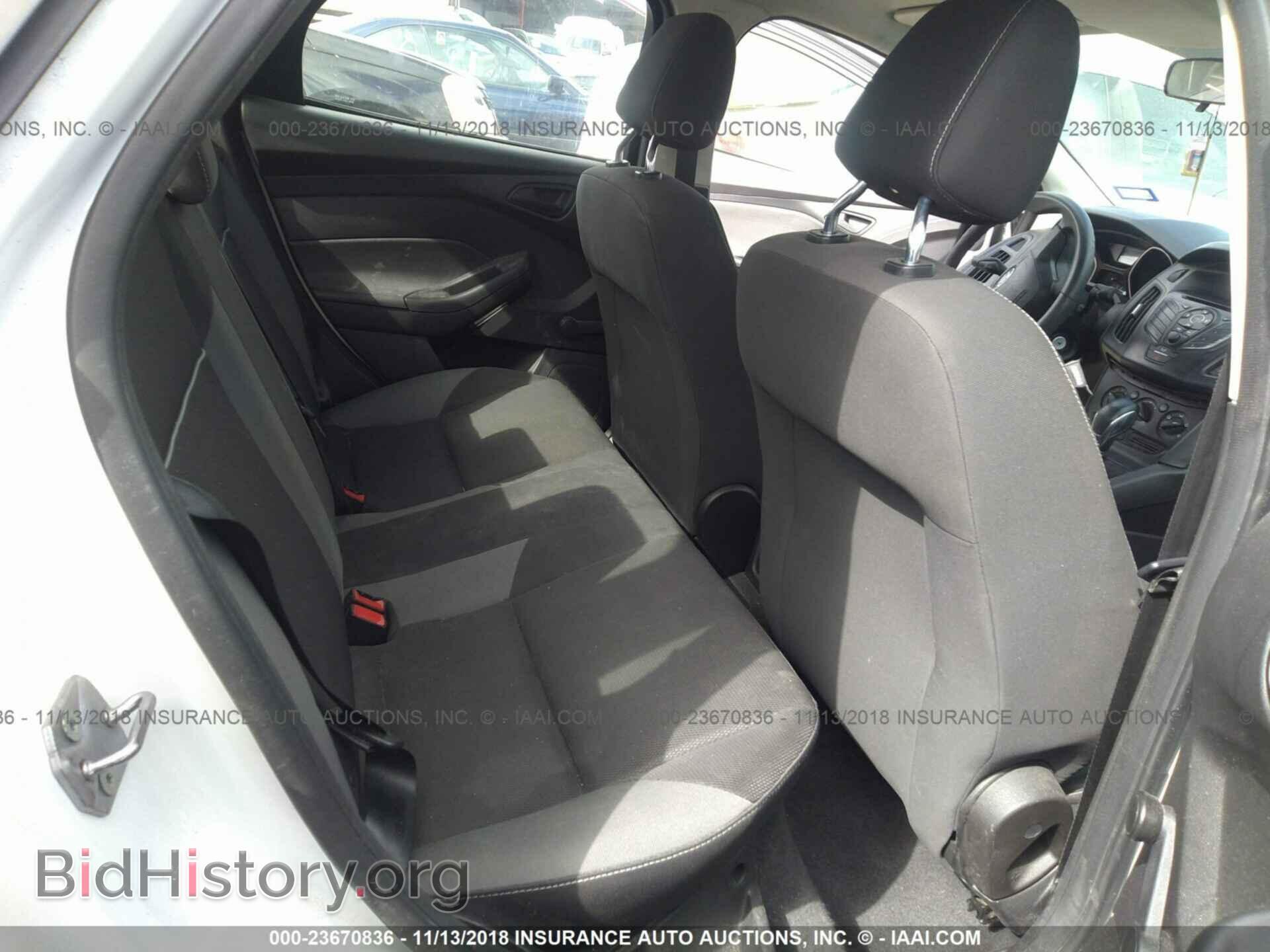 2012 Ford Focus - VIN: 1FAHP3E22CL267370 - Photo 8
