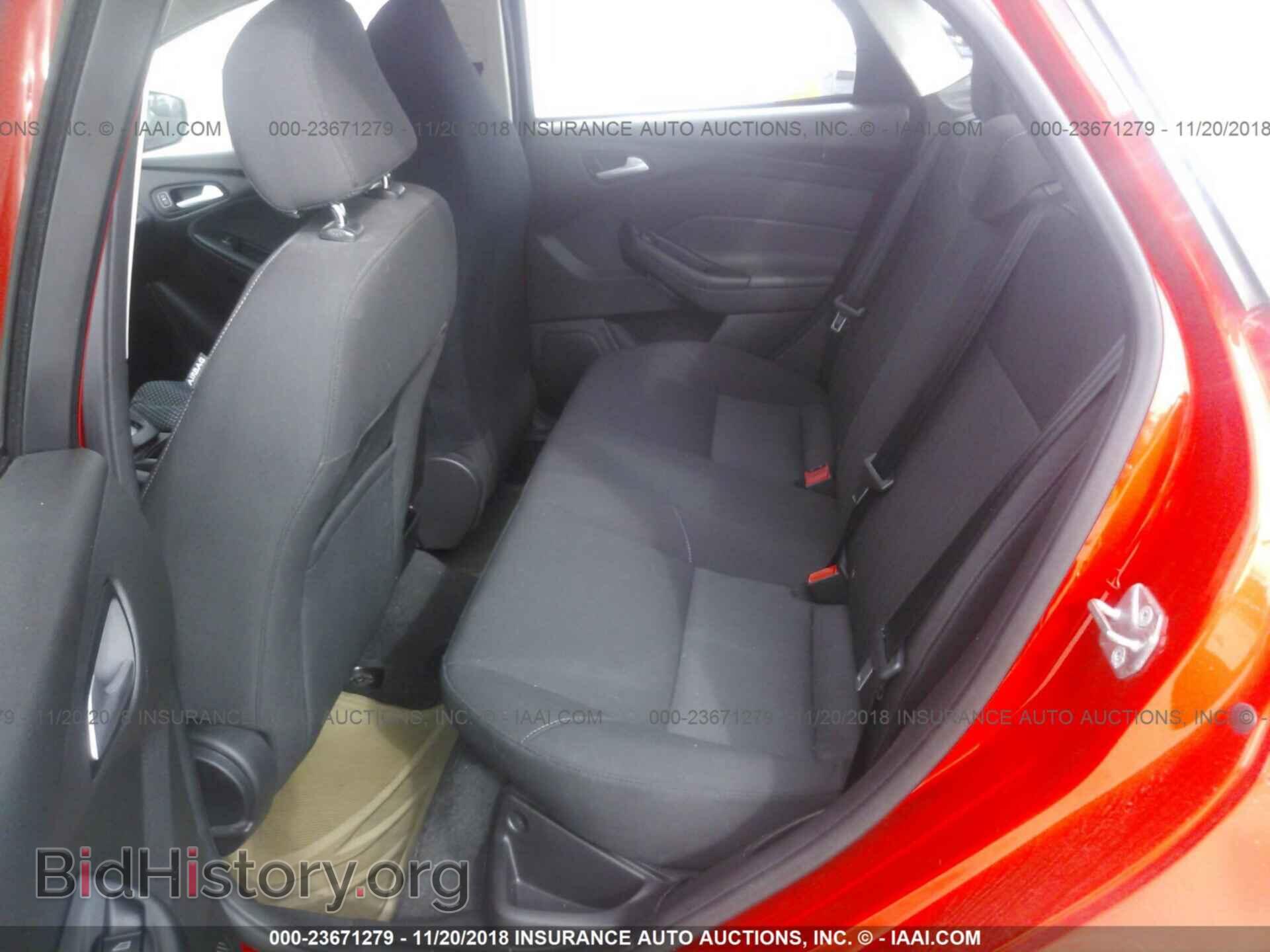 2015 Ford Focus - VIN: 1FADP3F22FL342425 - Photo 8