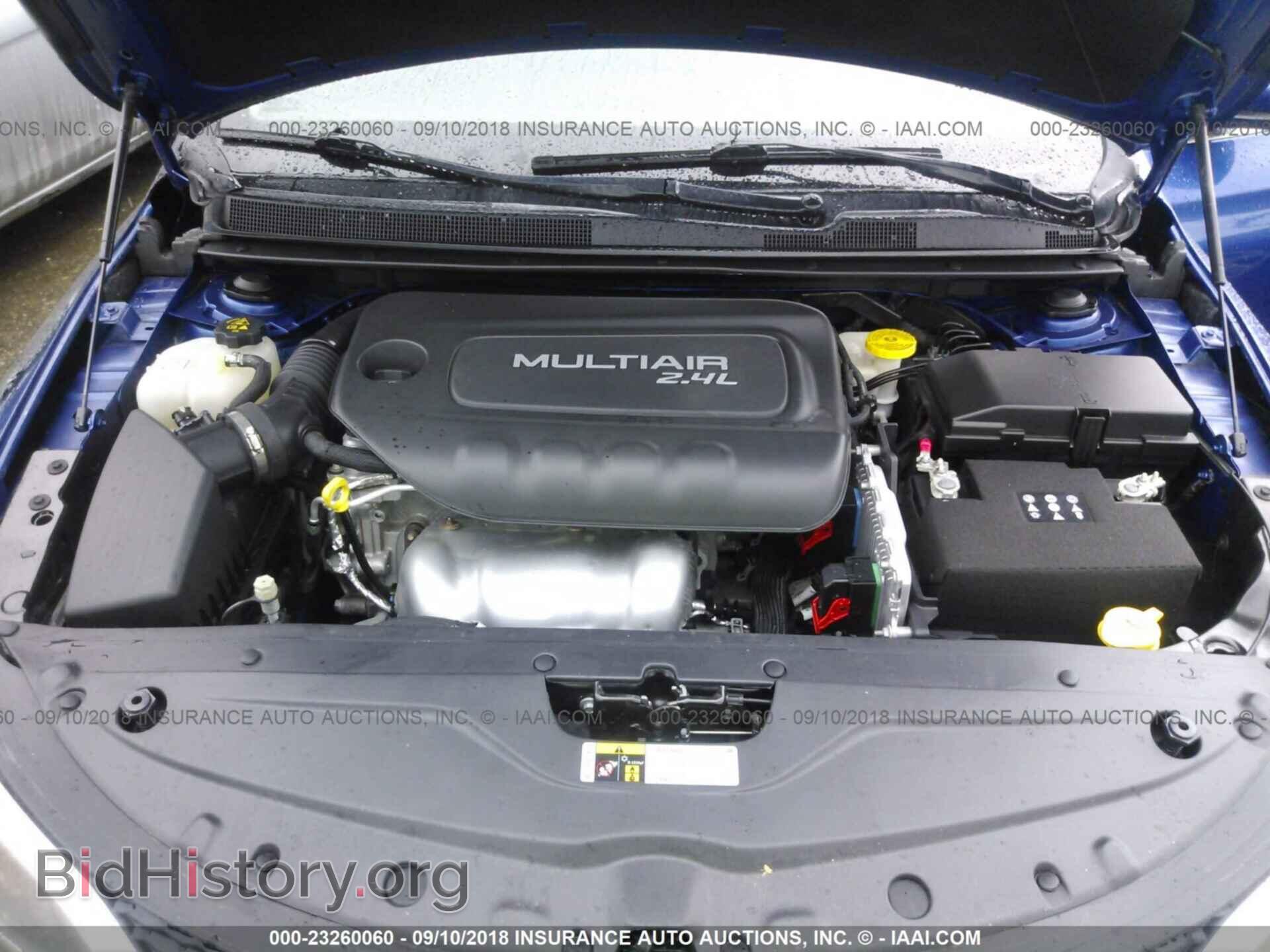 2015 CHRYSLER 200 - VIN: 1C3CCCAB1FN566657 - Photo 10