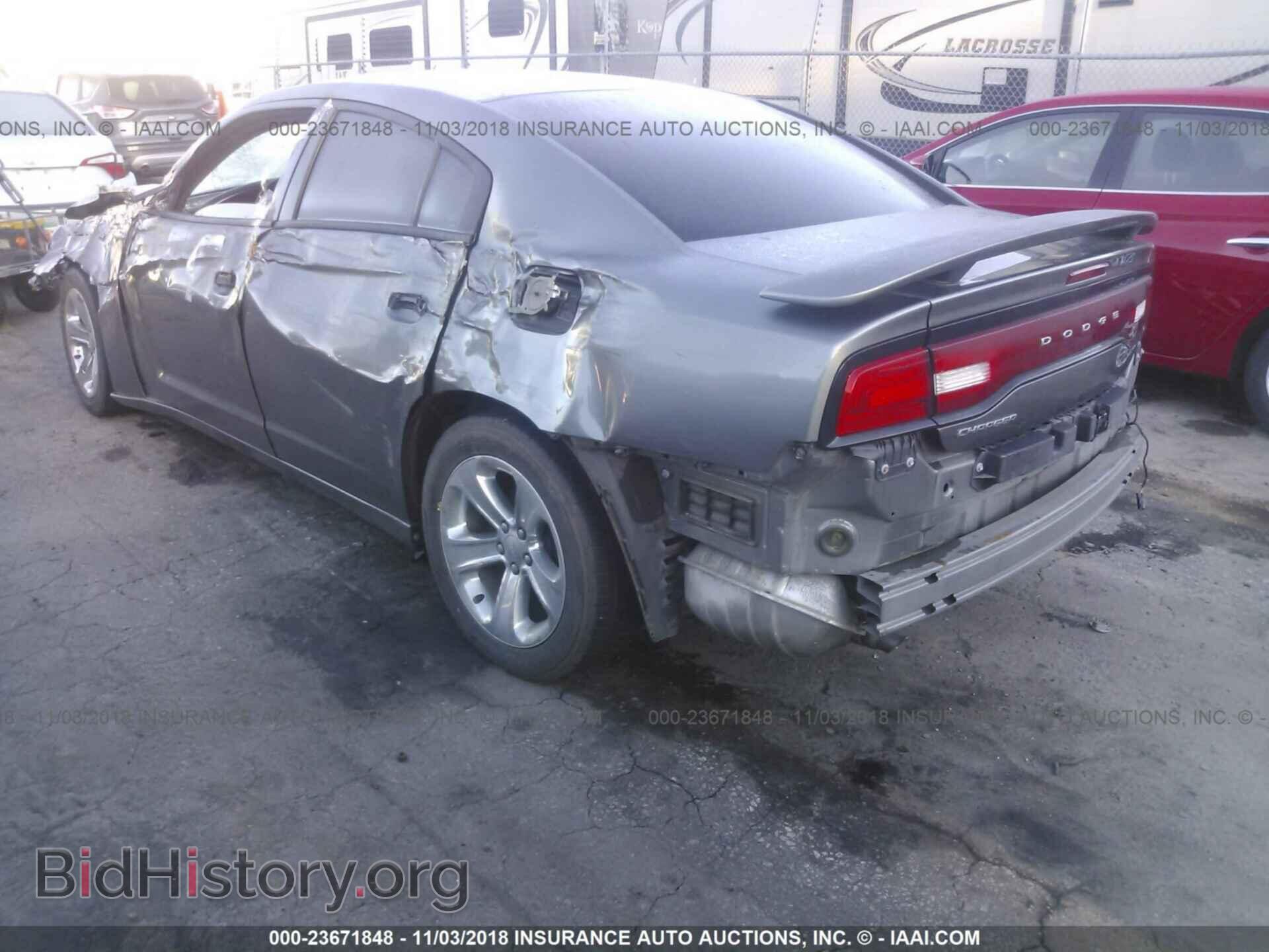 2012 Dodge Charger - VIN: 2C3CDXBG2CH215775 - Фото 3