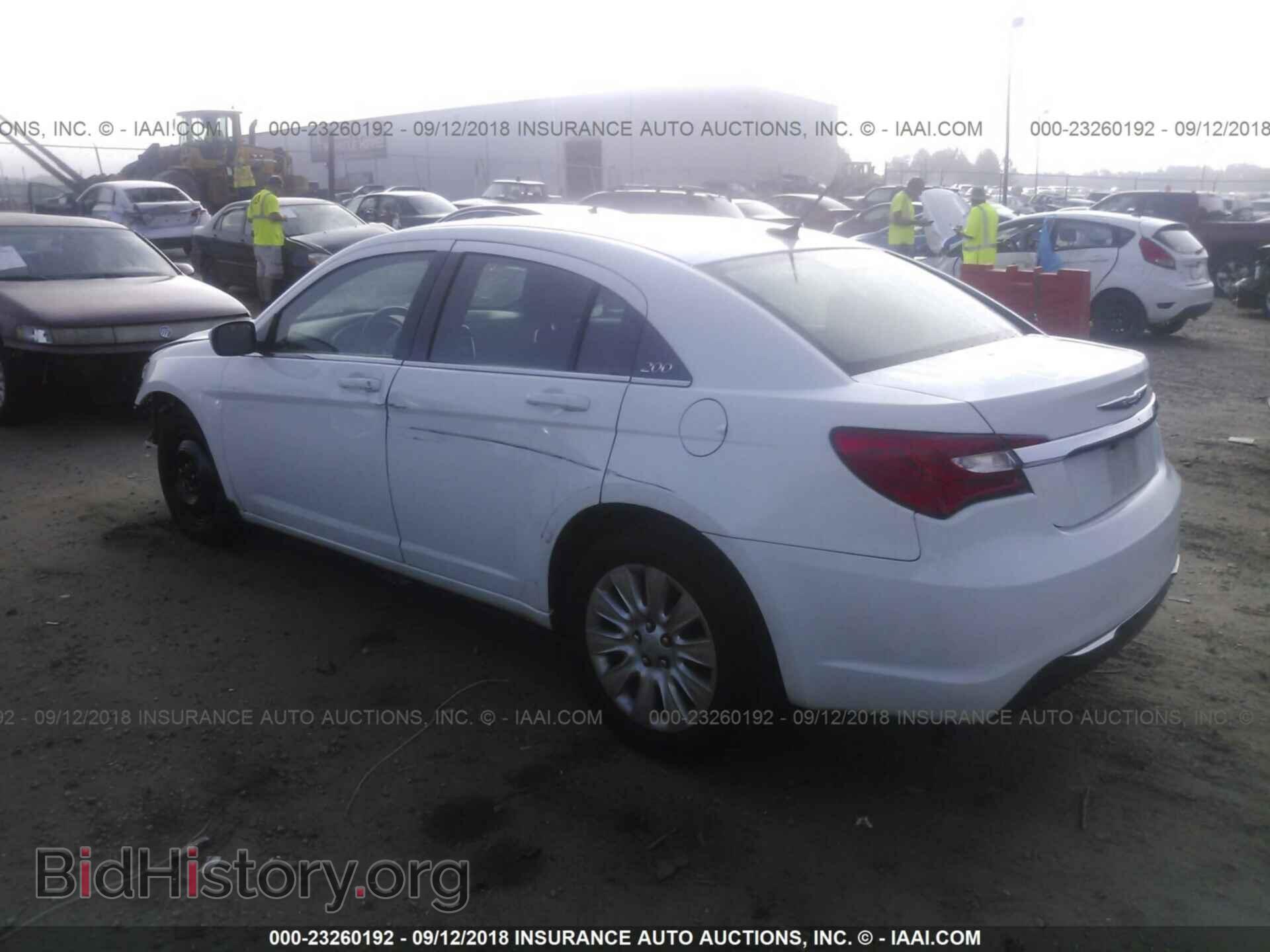 2012 CHRYSLER 200 - VIN: 1C3CCBAB2CN319380 - Фото 3