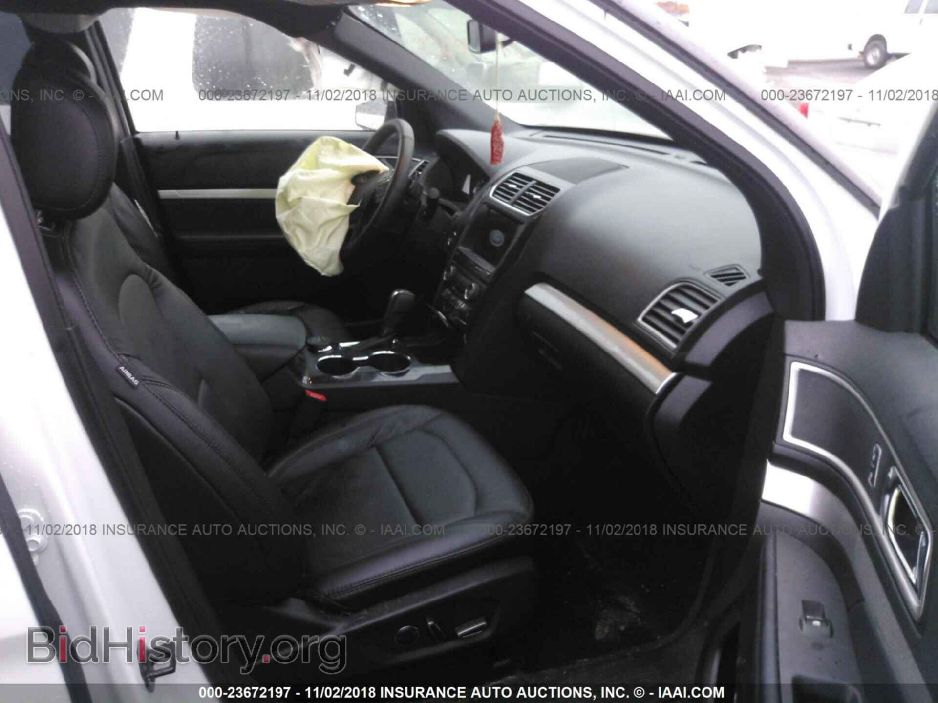 2017 Ford Explorer - VIN: 1FM5K8D82HGC46495 - Фото 5