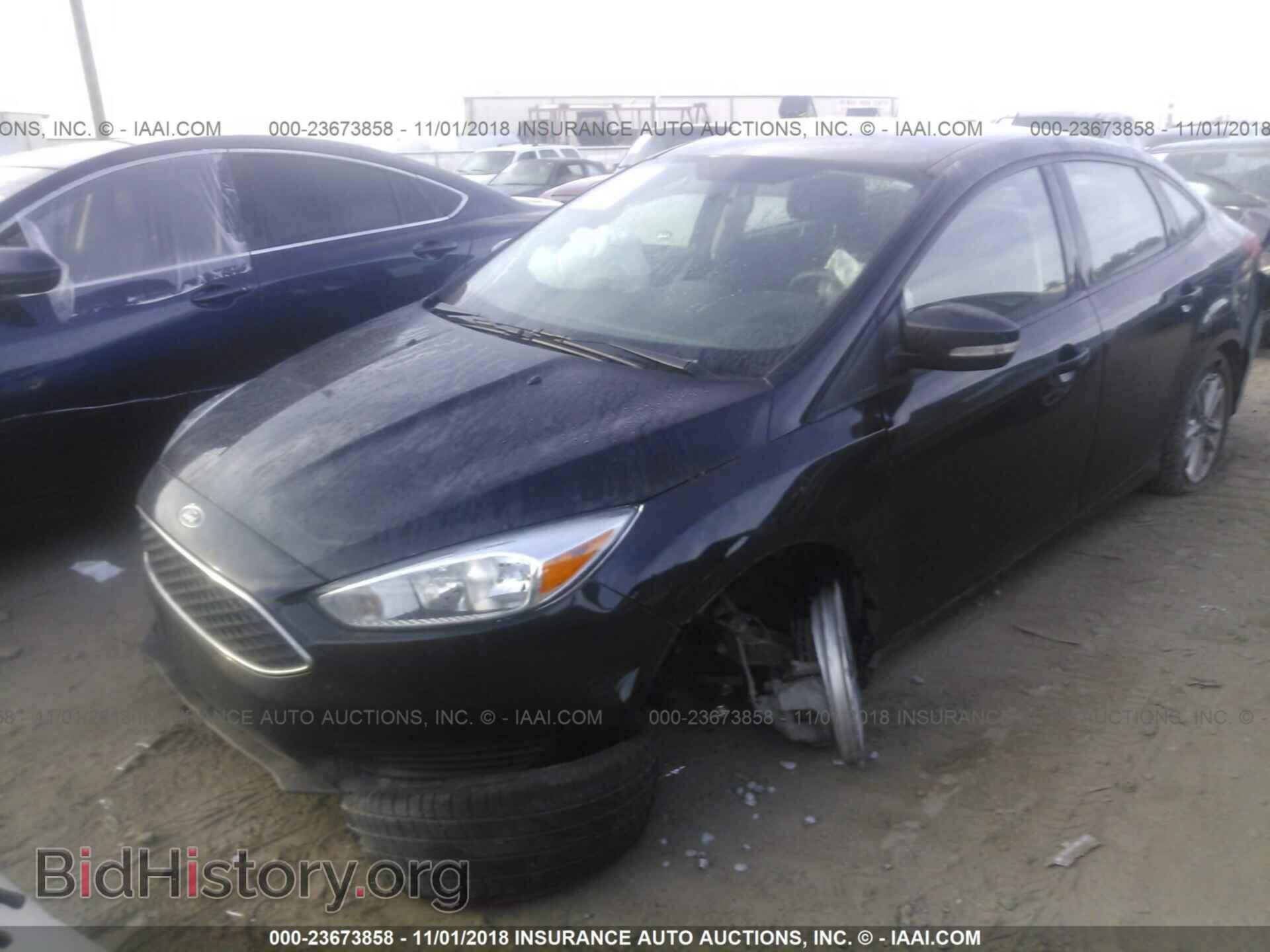 2015 Ford Focus - VIN: 1FADP3F26FL342444 - Photo 2