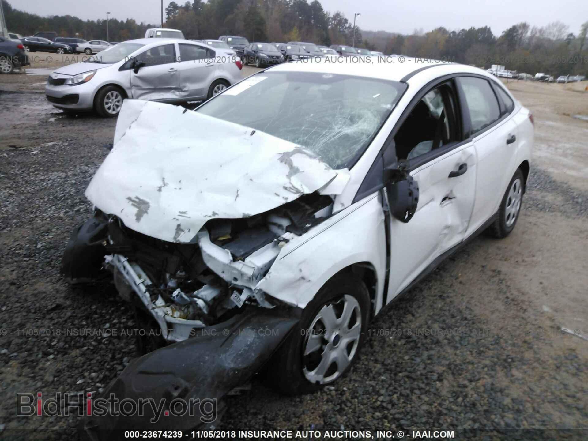2013 FORD FOCUS - VIN: 1FADP3E28DL121622 - Фото 2