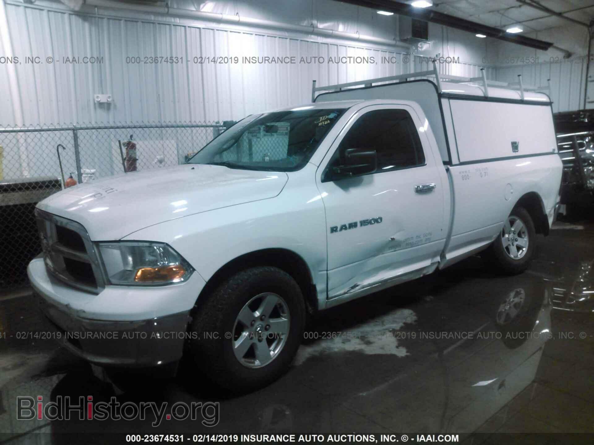 2011 DODGE RAM 1500 - VIN: 3D7JB1EP9BG569072 - Фото 2