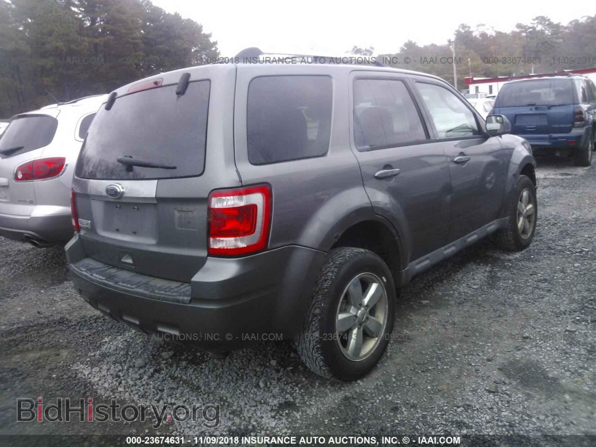 2011 Ford Escape - VIN: 1FMCU0E78BKA19373 - Фото 4