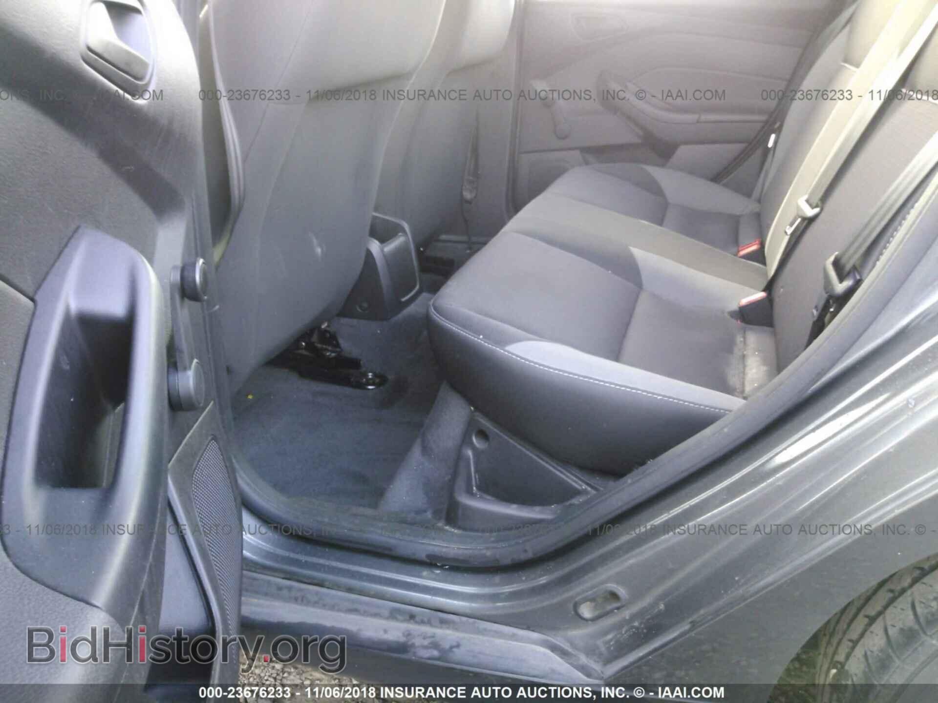 2013 Ford Focus - VIN: 1FADP3E26DL108139 - Photo 8