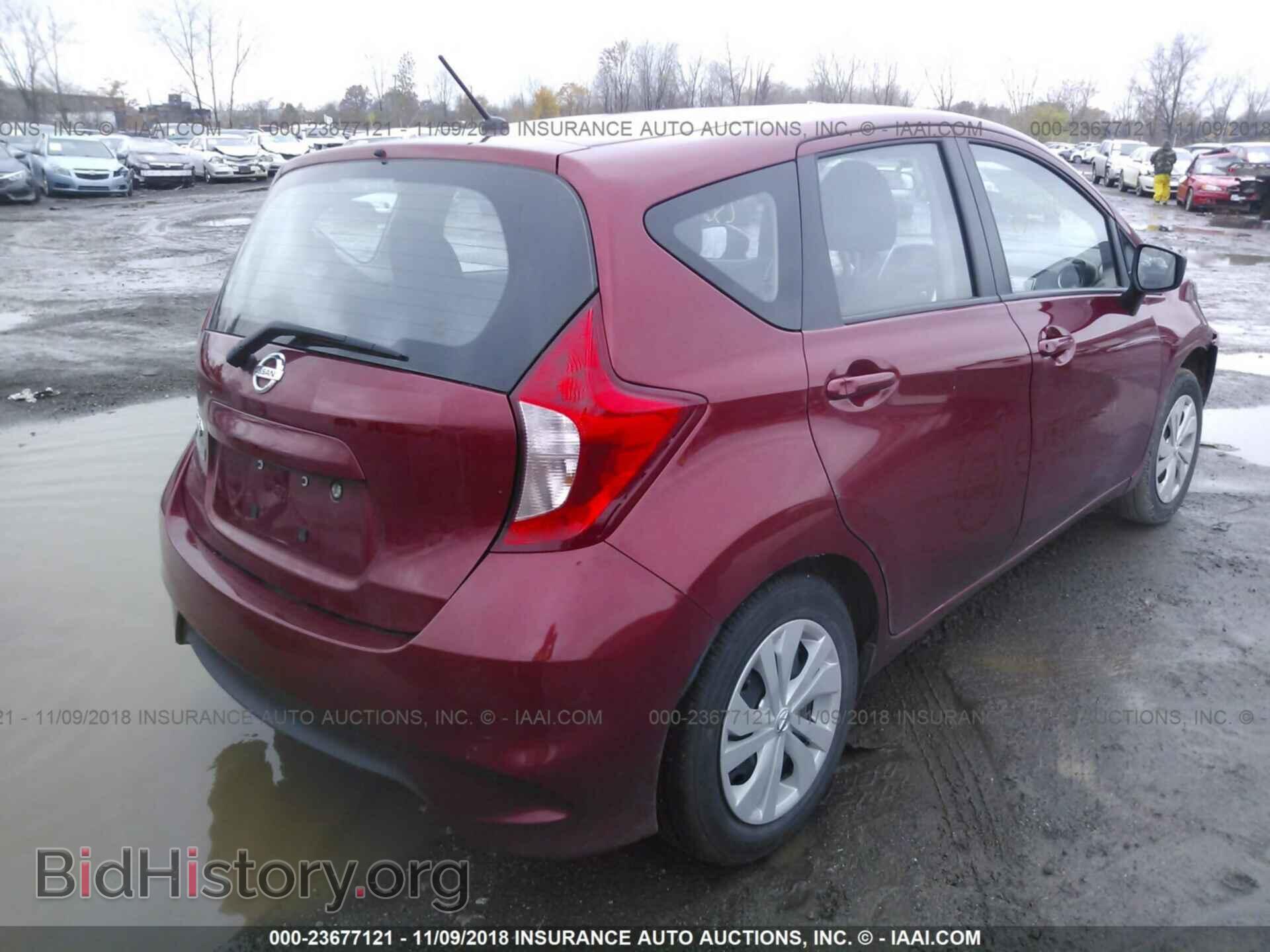2017 Nissan Versa note - VIN: 3N1CE2CP3HL362022 - Photo 4