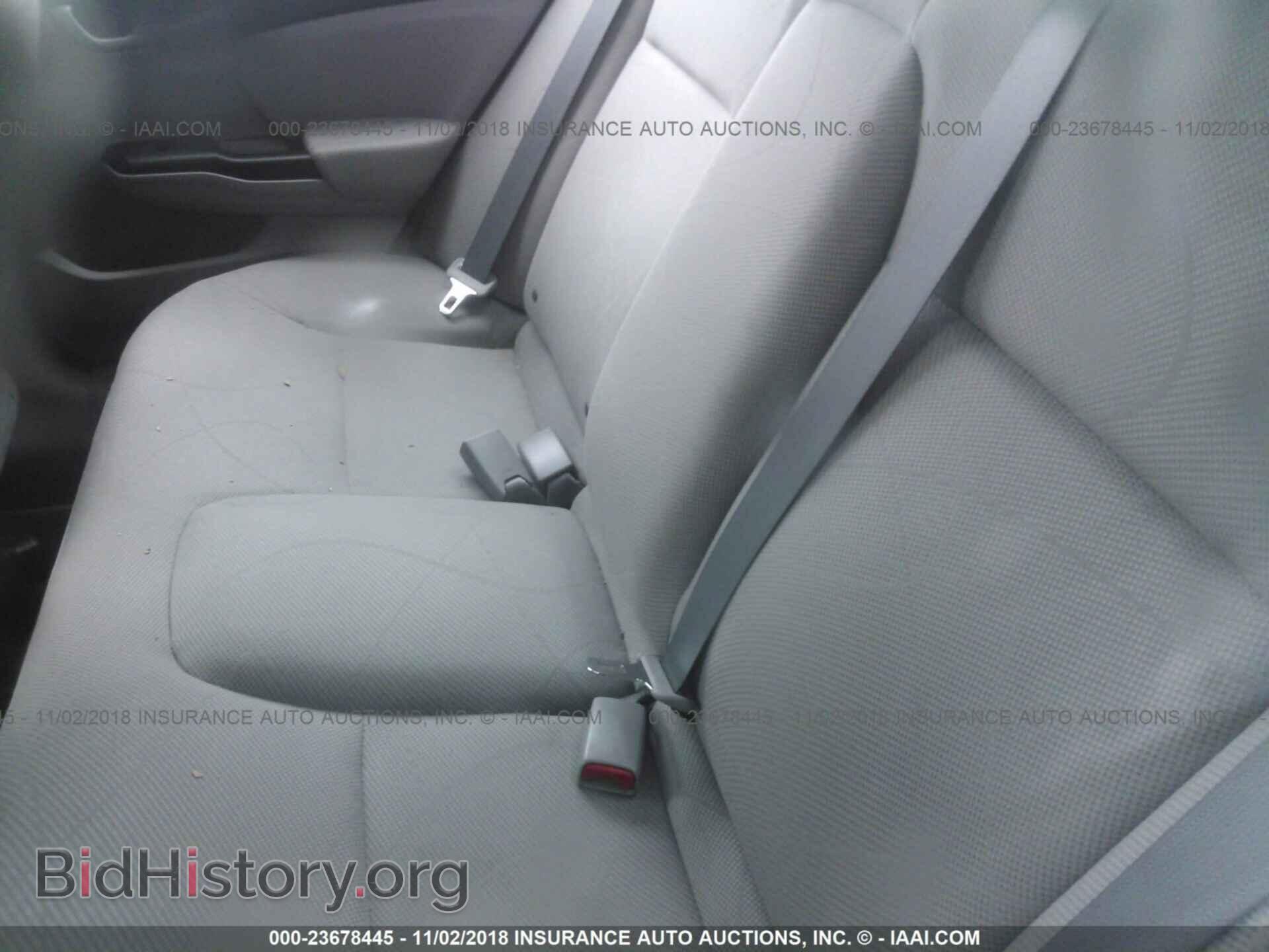 2012 Honda Civic - VIN: 2HGFB2F56CH579015 - Photo 8