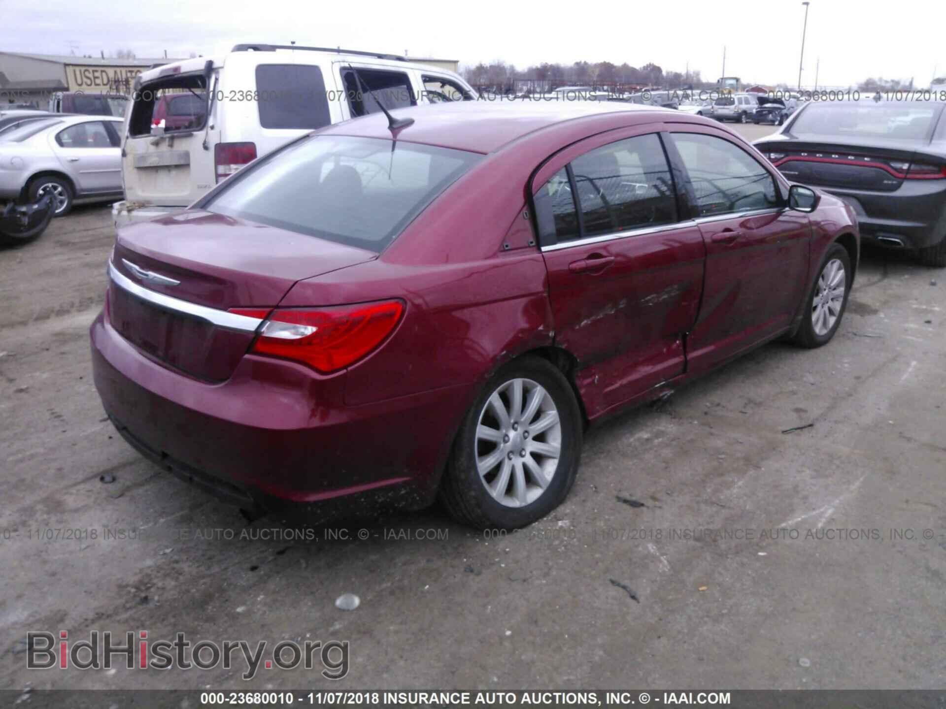 2011 Chrysler 200 - VIN: 1C3BC1FB8BN514672 - Photo 4
