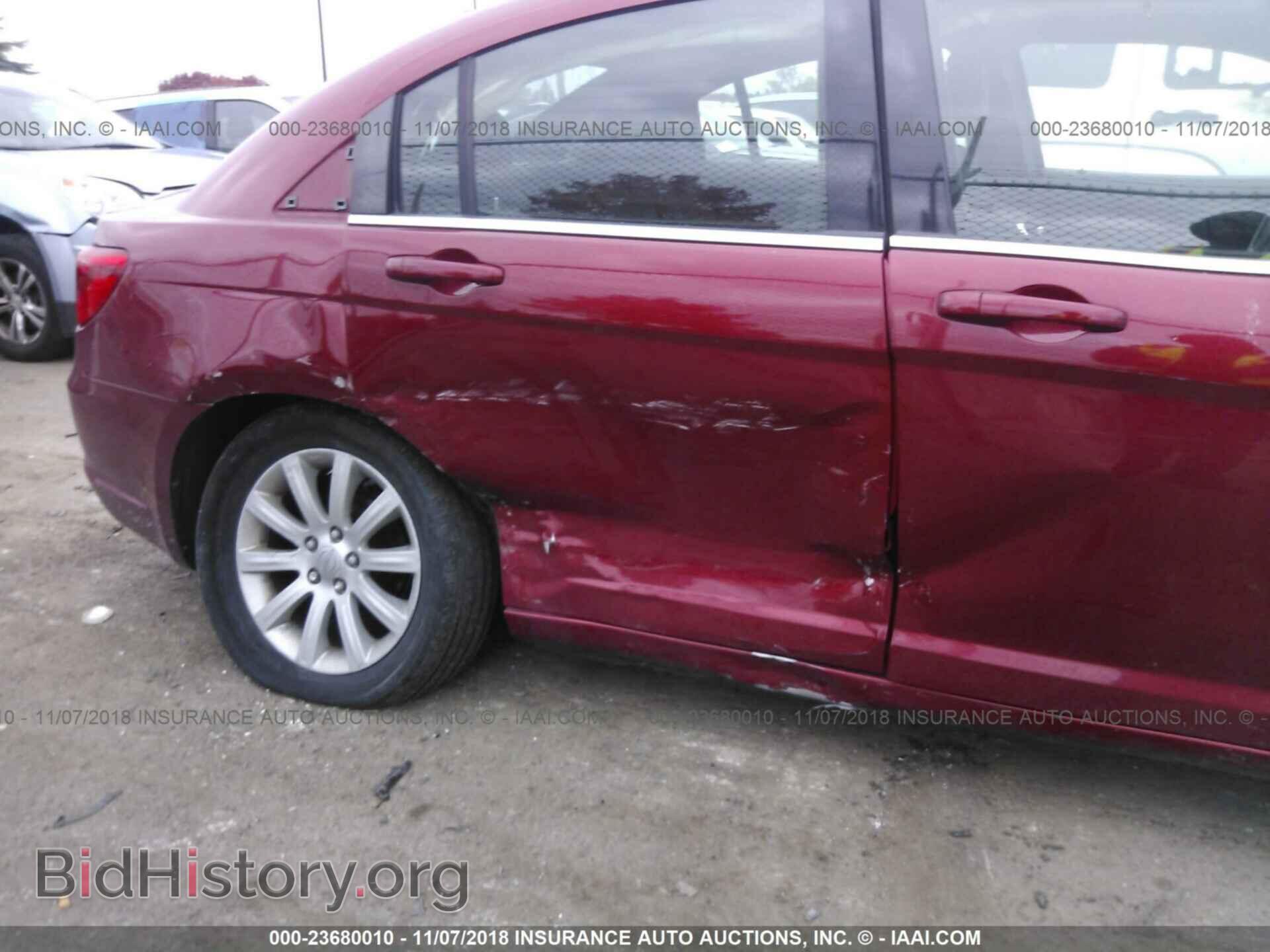 2011 Chrysler 200 - VIN: 1C3BC1FB8BN514672 - Photo 6