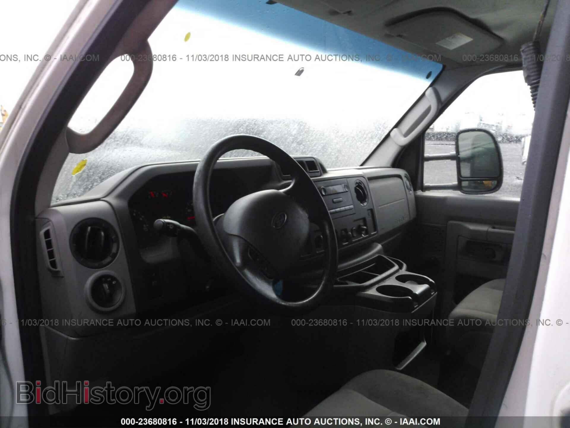 2011 Ford Econoline - VIN: 1FDWE3FL4BDA72518 - Фото 5