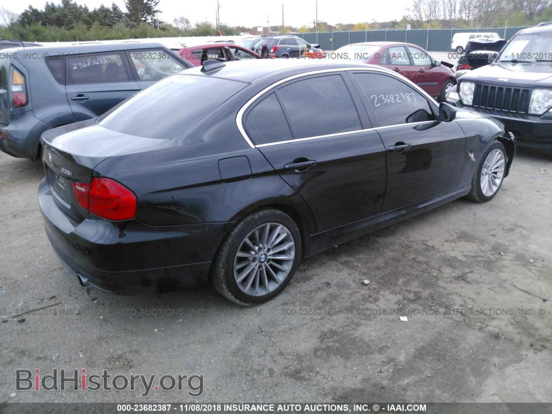 2009 BMW 335 - VIN: WBAPL33519A405366 - Фото 4
