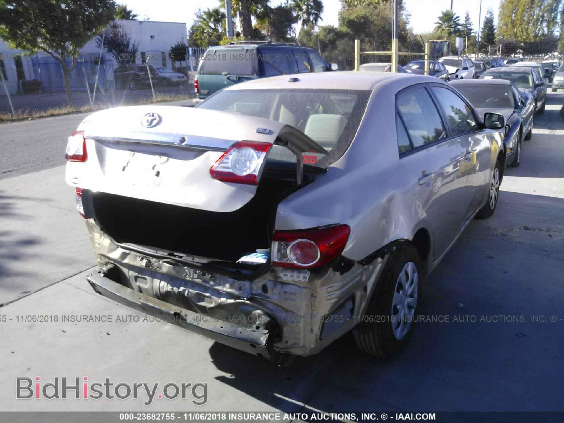 2011 Toyota Corolla - VIN: 2T1BU4EEXBC570119 - Photo 4