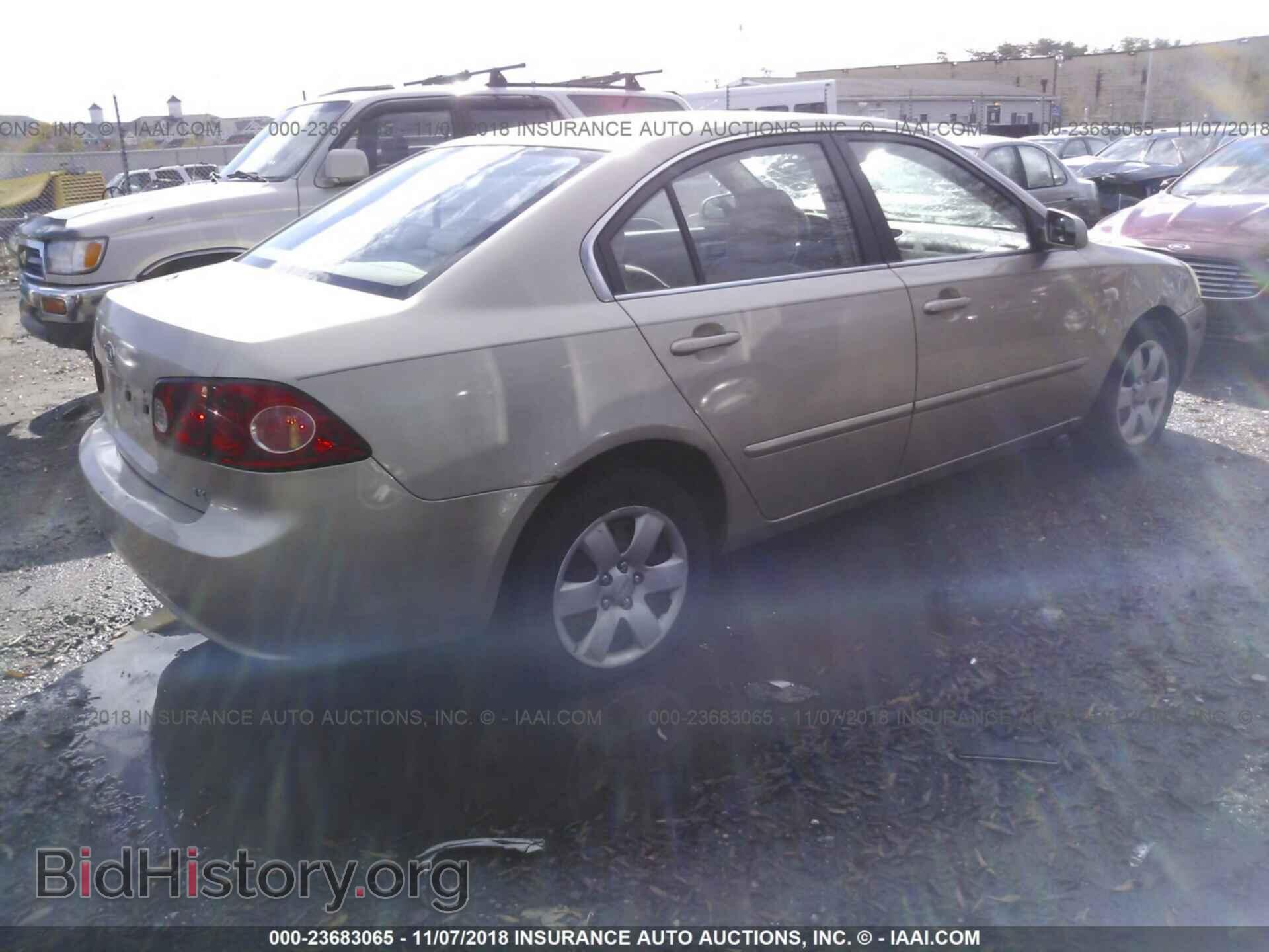 2007 KIA OPTIMA - VIN: KNAGE123775115024 - Фото 4
