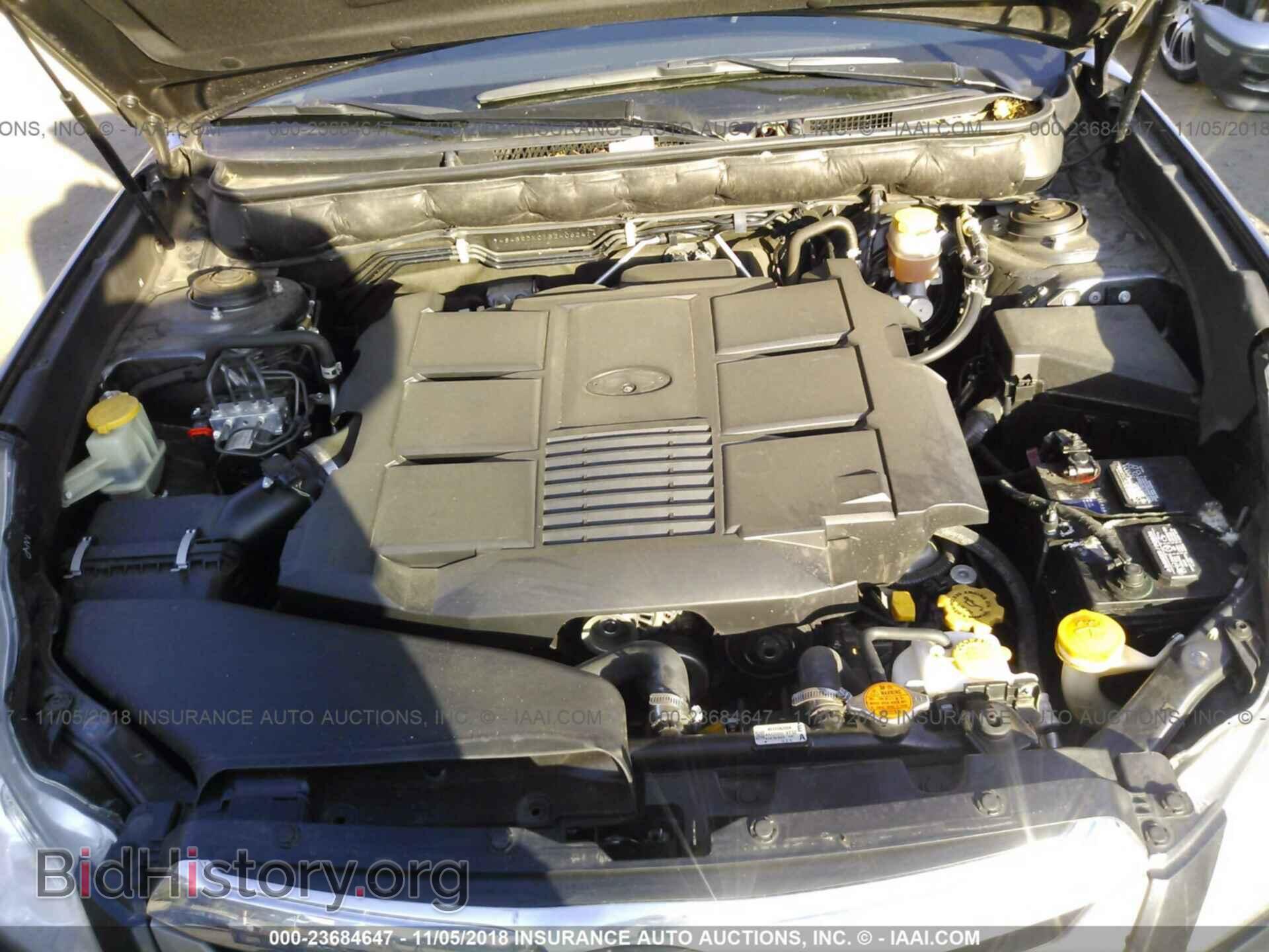 2011 Subaru Outback - VIN: 4S4BRDKC1B2406241 - Фото 10