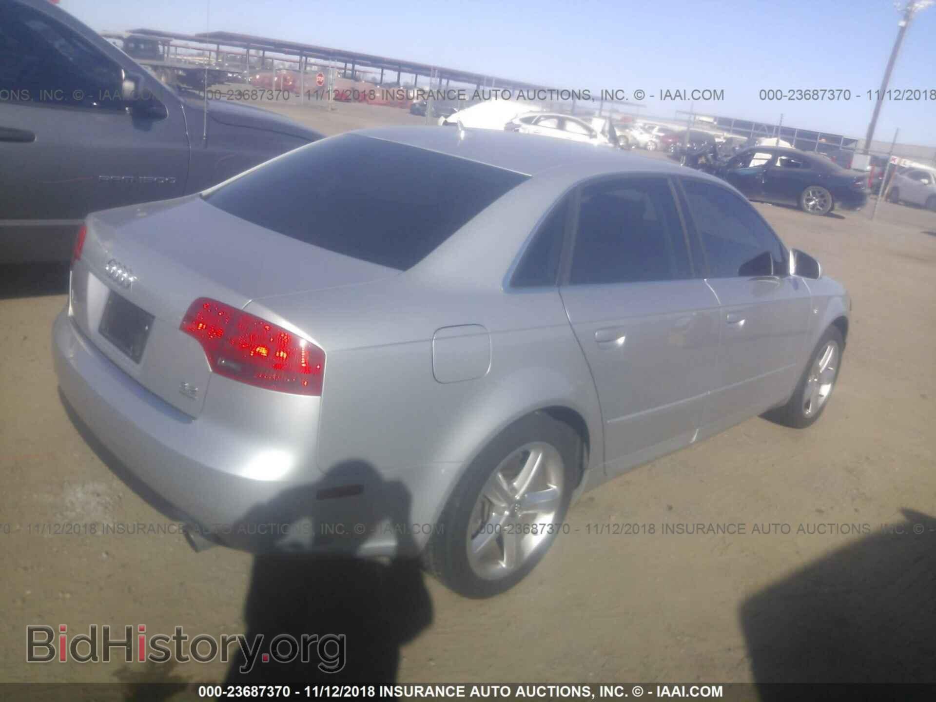 2007 AUDI A4 - VIN: WAUDH78EX7A202462 - Photo 4
