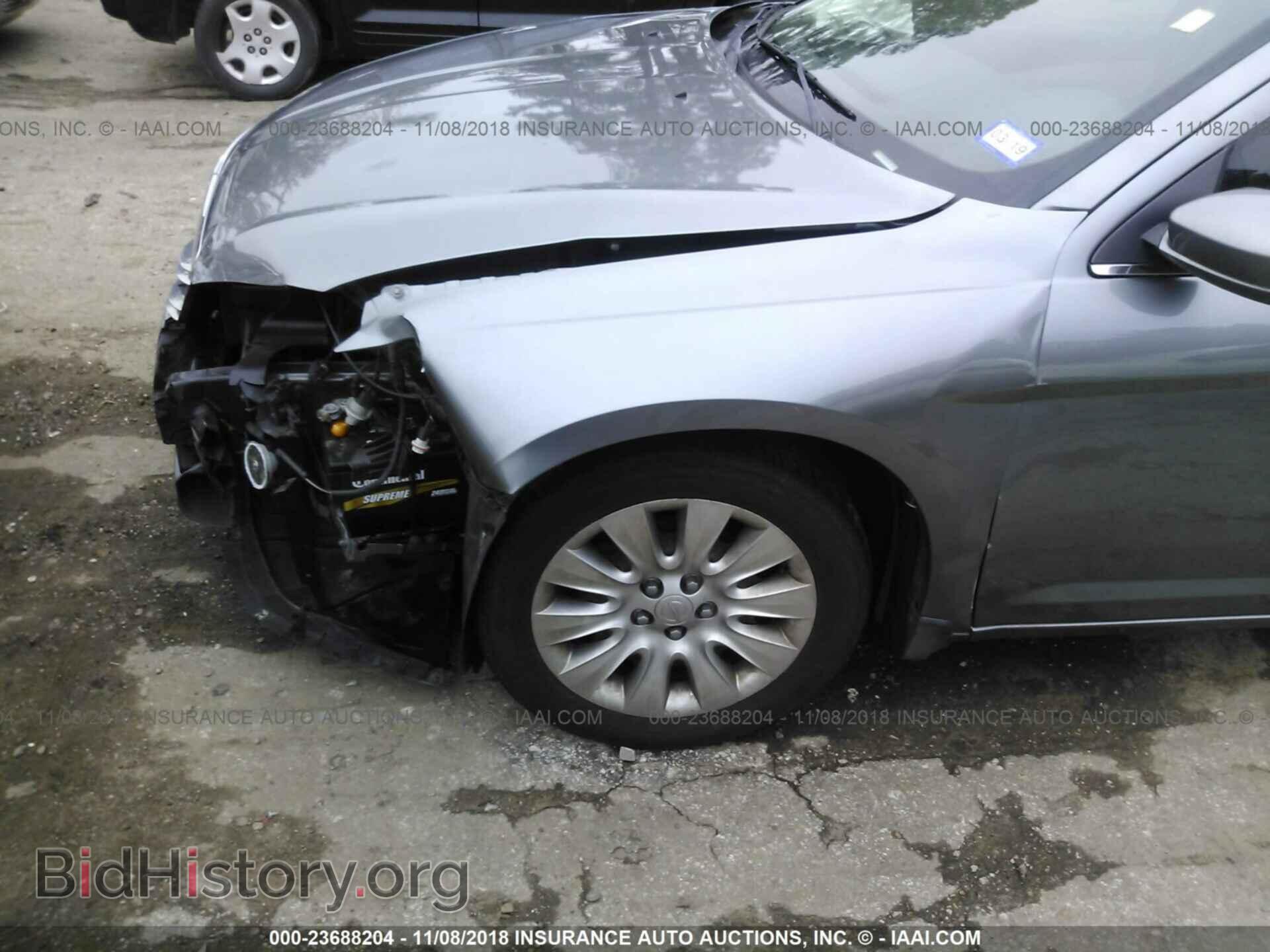 2012 Chrysler 200 - VIN: 1C3CCBAB4CN134814 - Photo 6