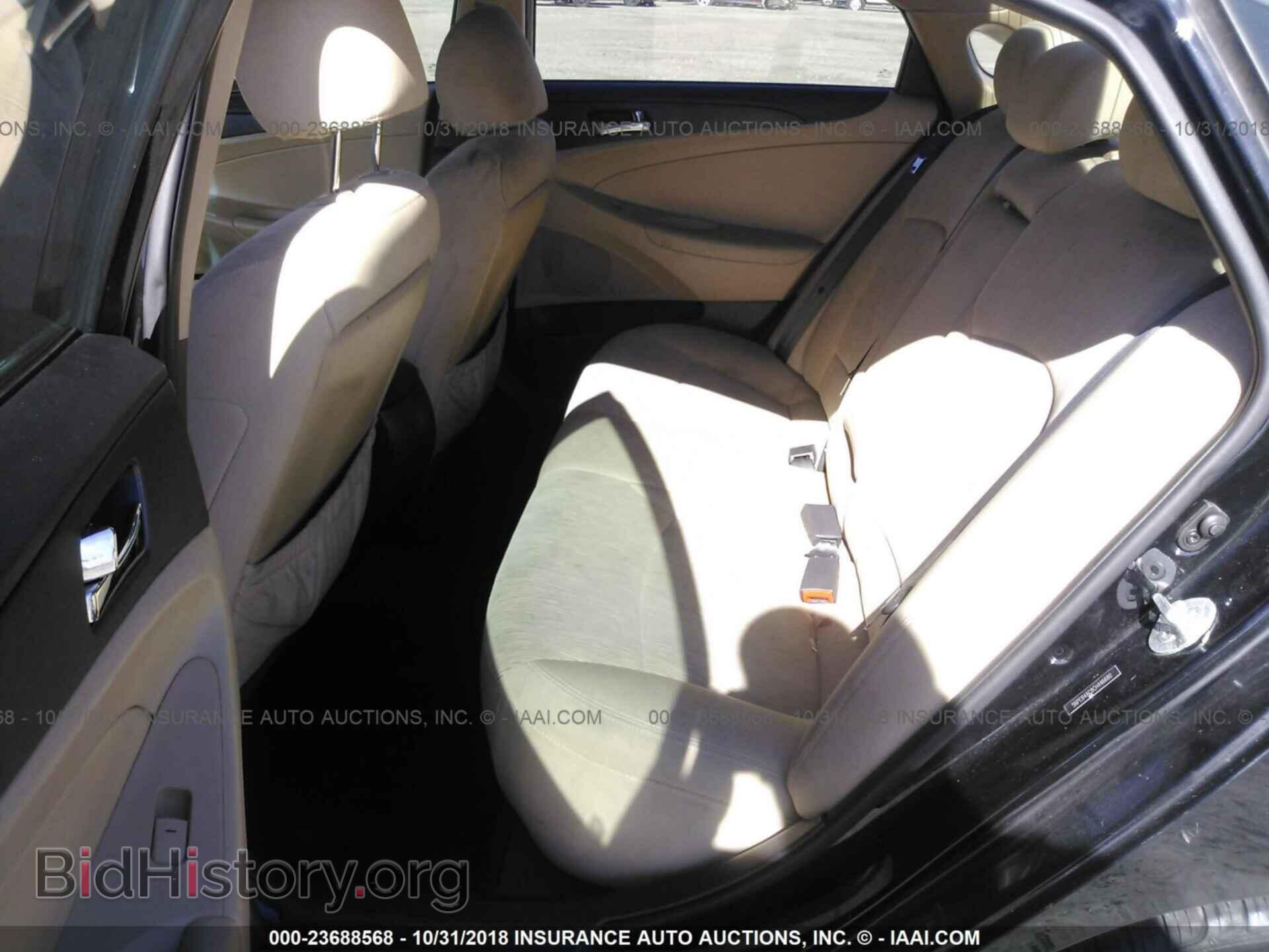 2012 Hyundai Sonata - VIN: 5NPEB4AC8CH446680 - Photo 8