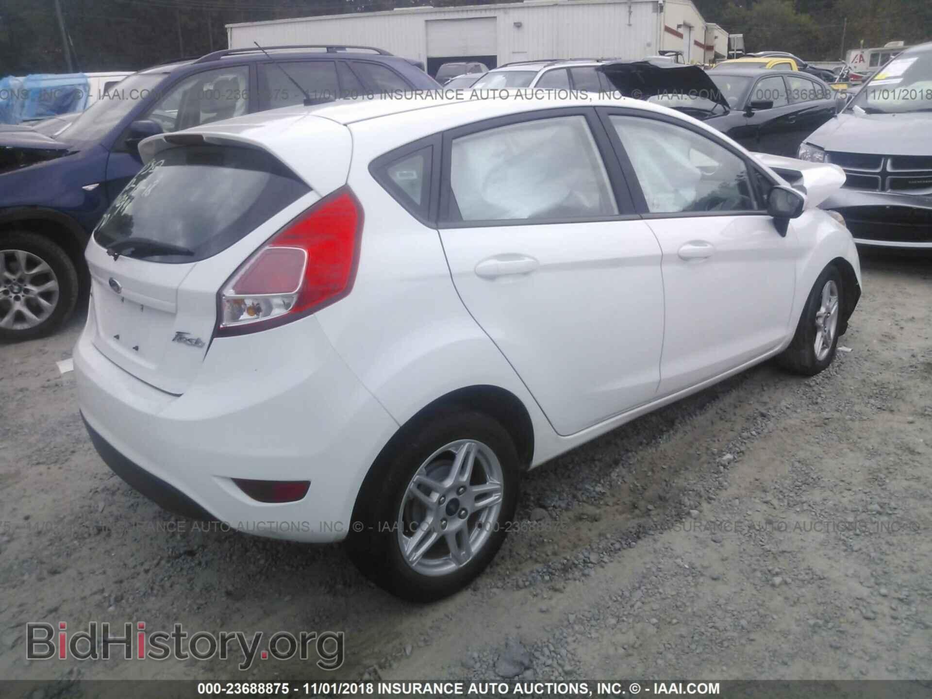 2017 Ford Fiesta - VIN: 3FADP4EJ5HM112944 - Фото 4