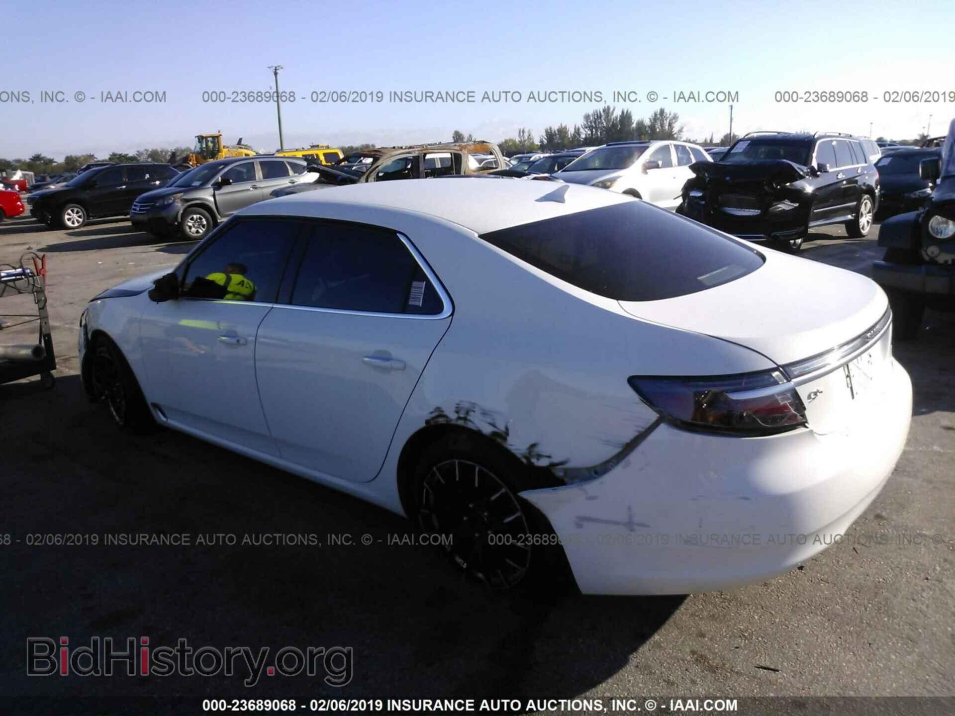 2011 SAAB 9-5 - VIN: YS3GN4AR1B4000310 - Фото 3
