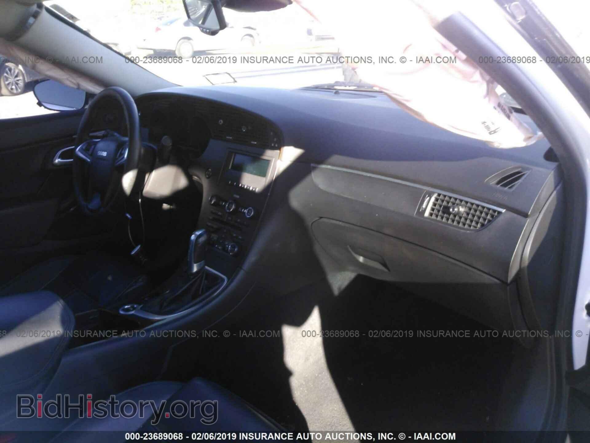 2011 SAAB 9-5 - VIN: YS3GN4AR1B4000310 - Фото 5
