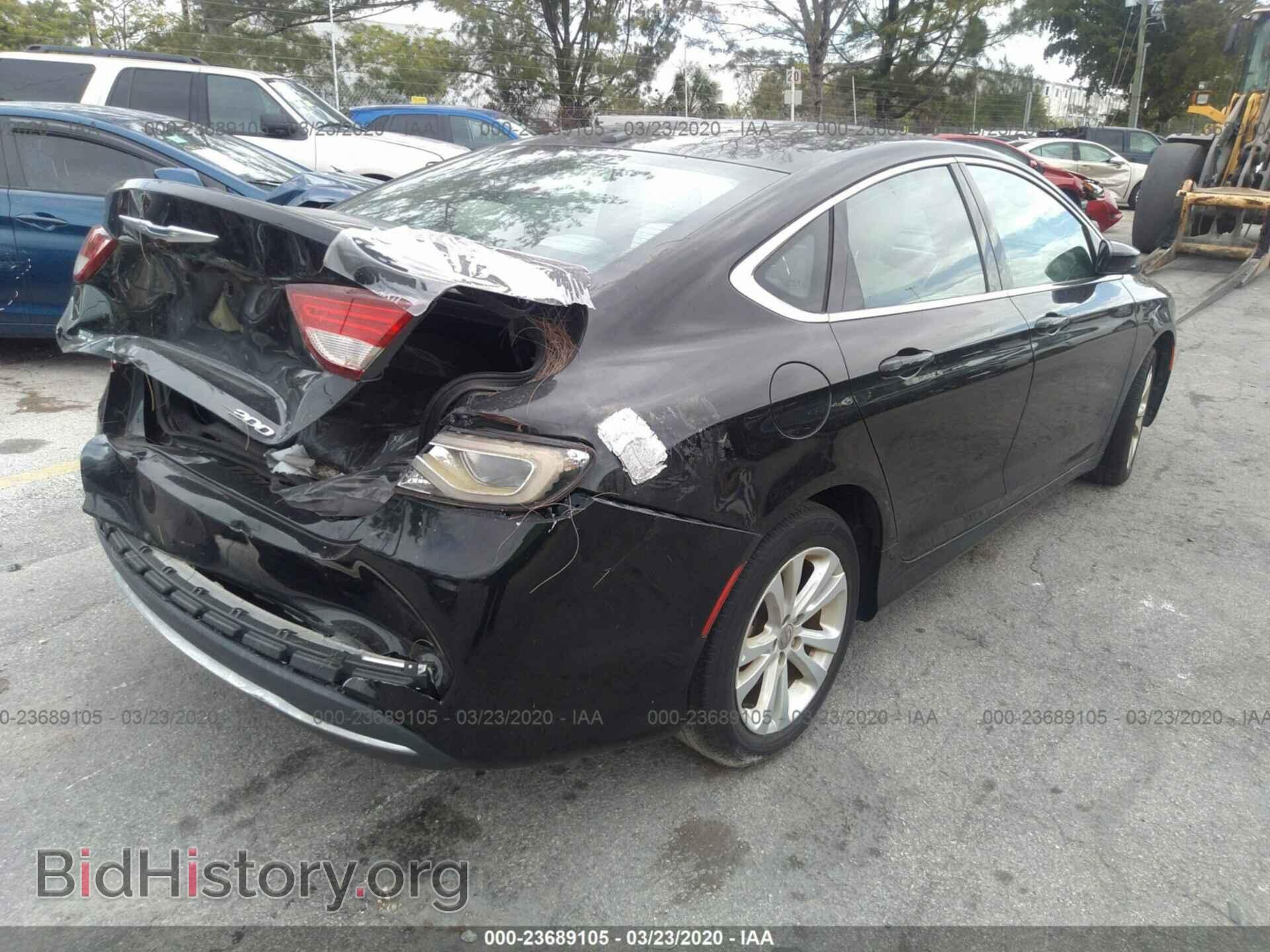 2015 CHRYSLER 200 - VIN: 1C3CCCAB2FN631581 - Photo 4