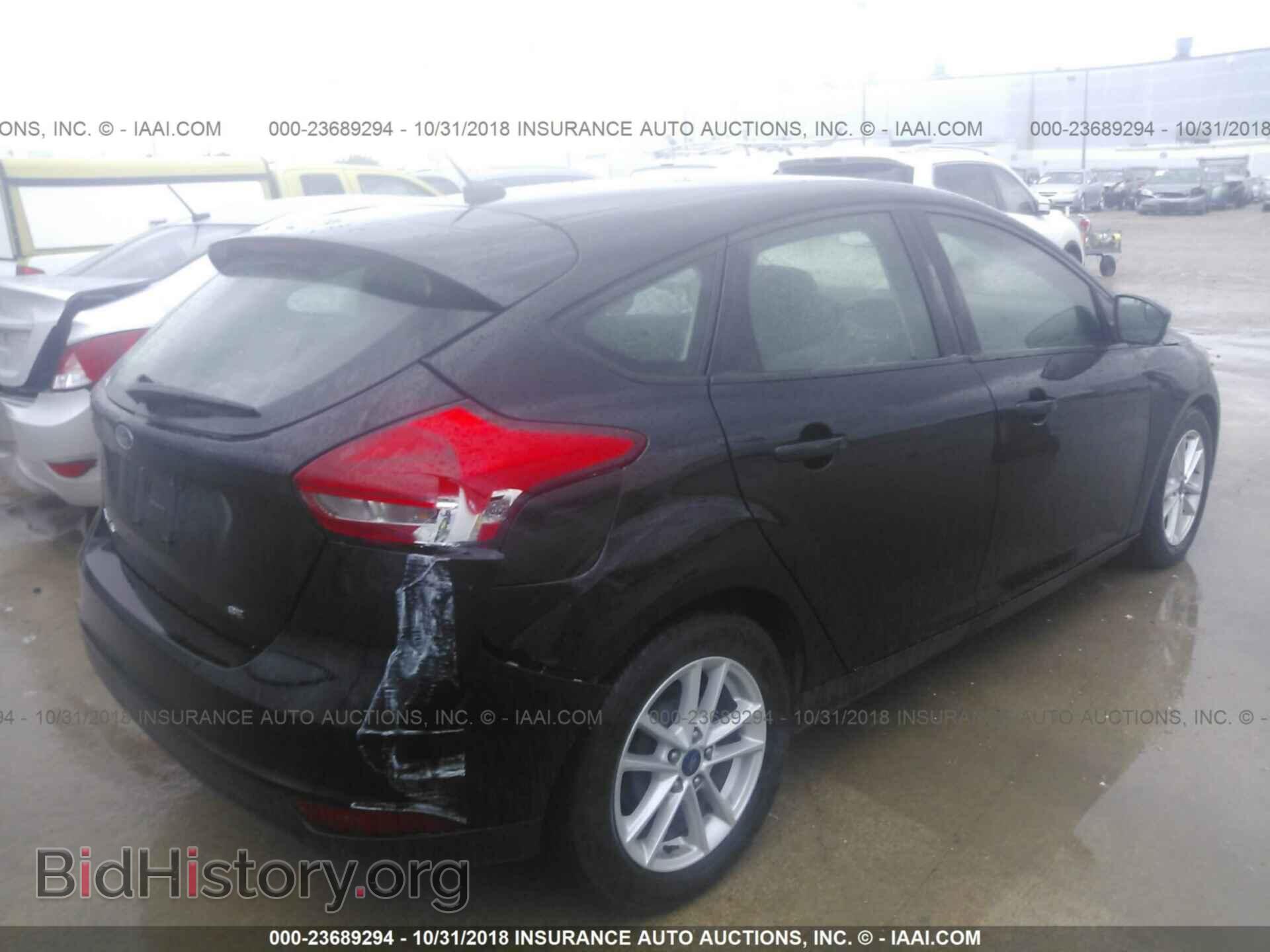 2017 Ford Focus - VIN: 1FADP3K24HL272015 - Фото 4