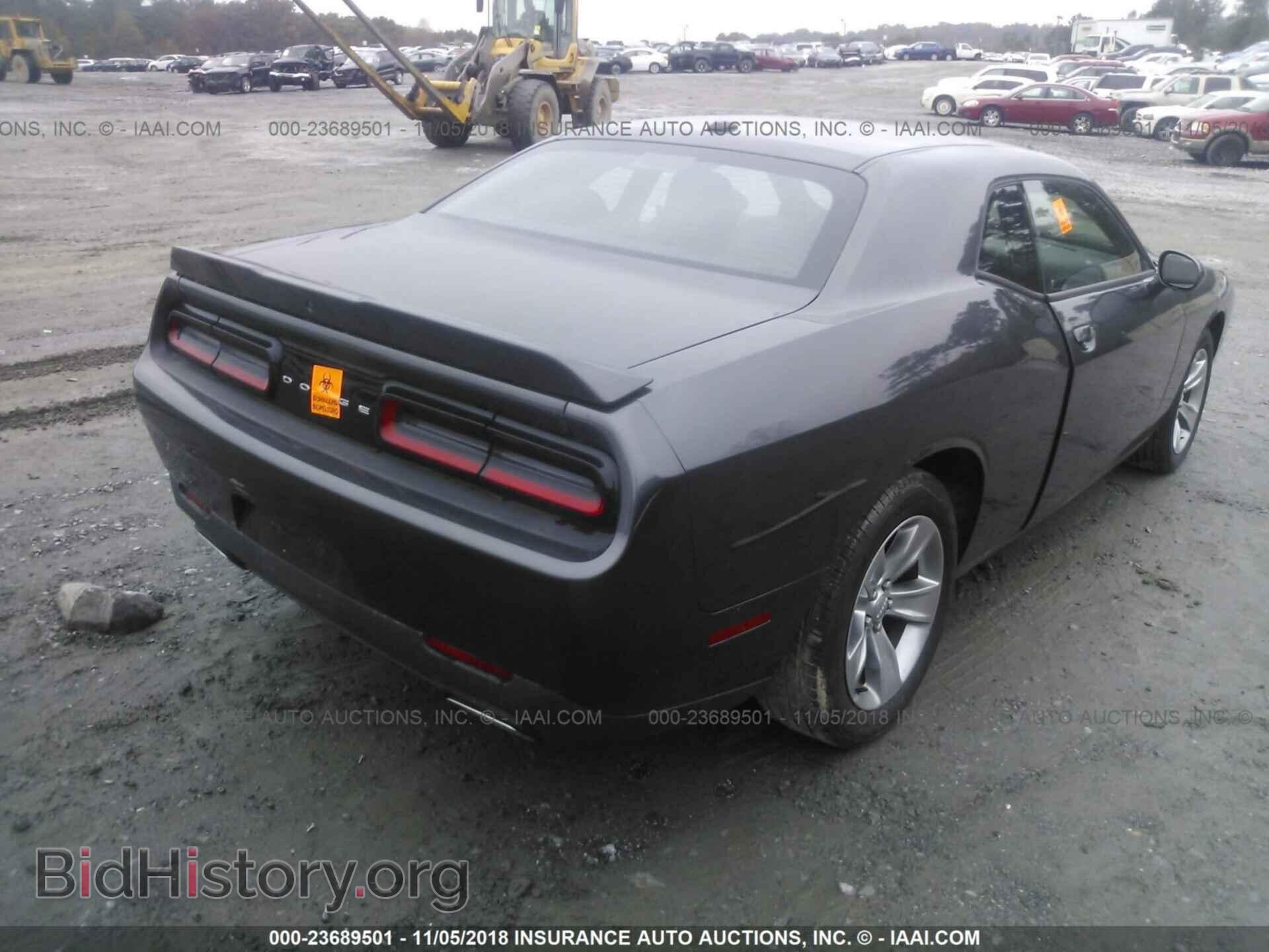 2018 Dodge Challenger - VIN: 2C3CDZAG1JH236093 - Photo 4