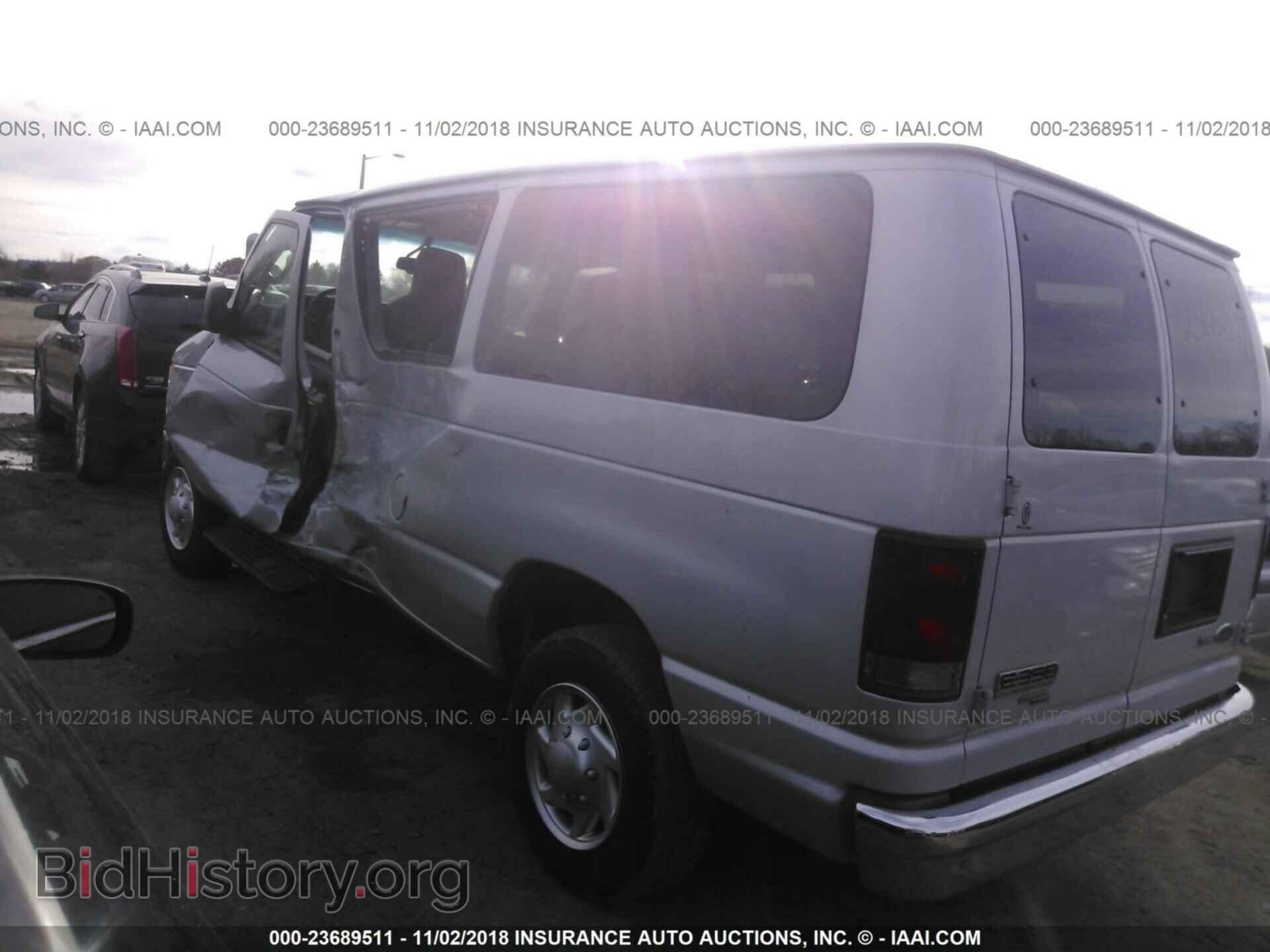 2012 Ford Econoline - VIN: 1FBNE3BL9CDA32138 - Фото 3
