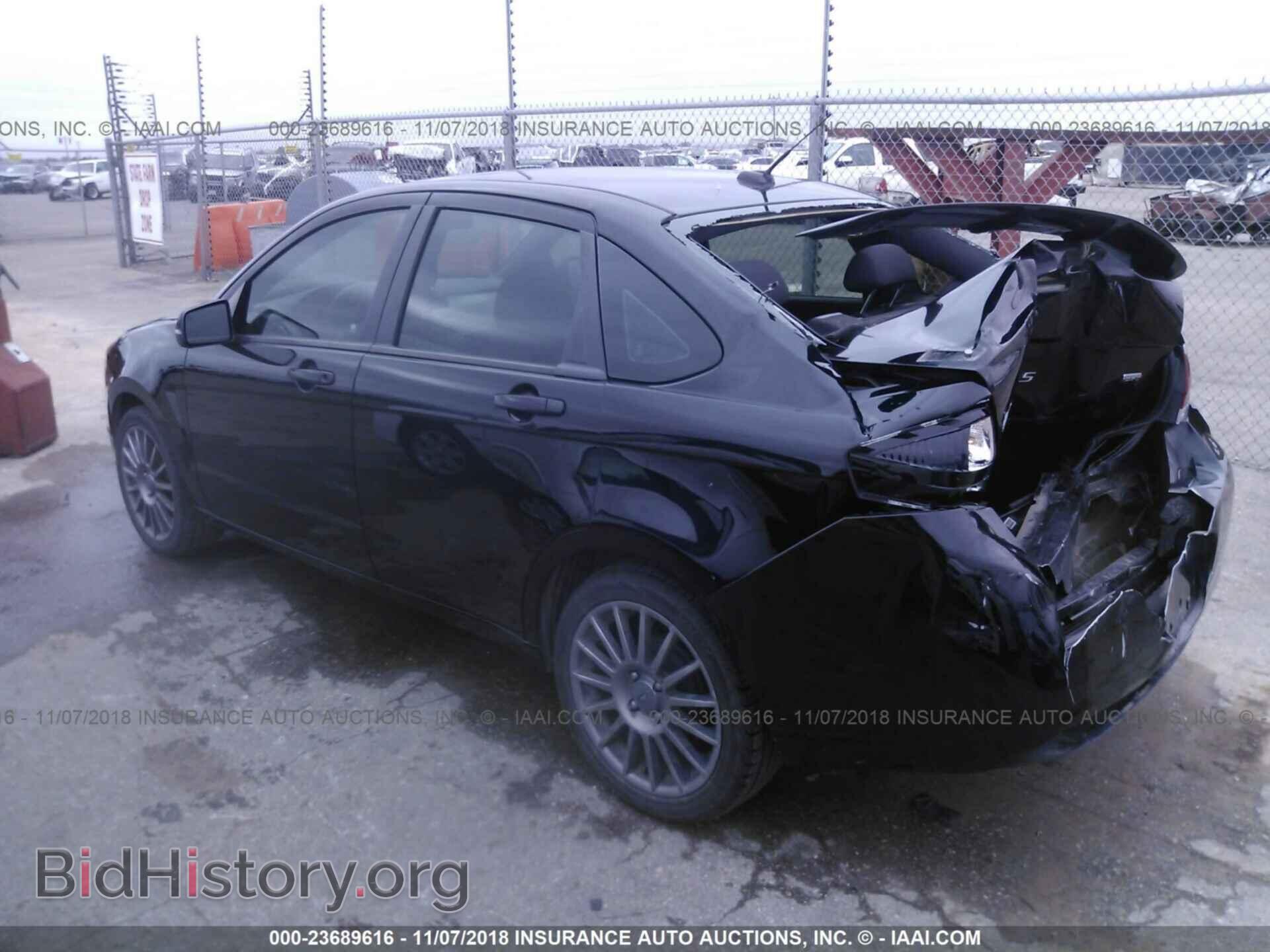 2011 Ford Focus - VIN: 1FAHP3GN5BW106385 - Фото 3