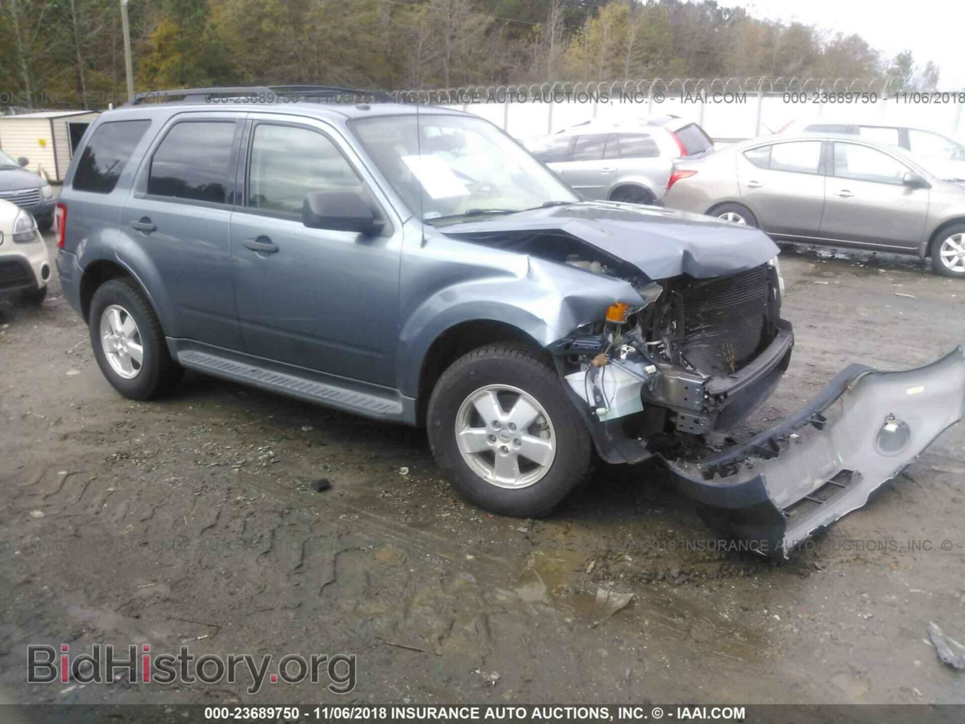 Photo 1FMCU0DG7CKB62057 - Ford Escape 2012