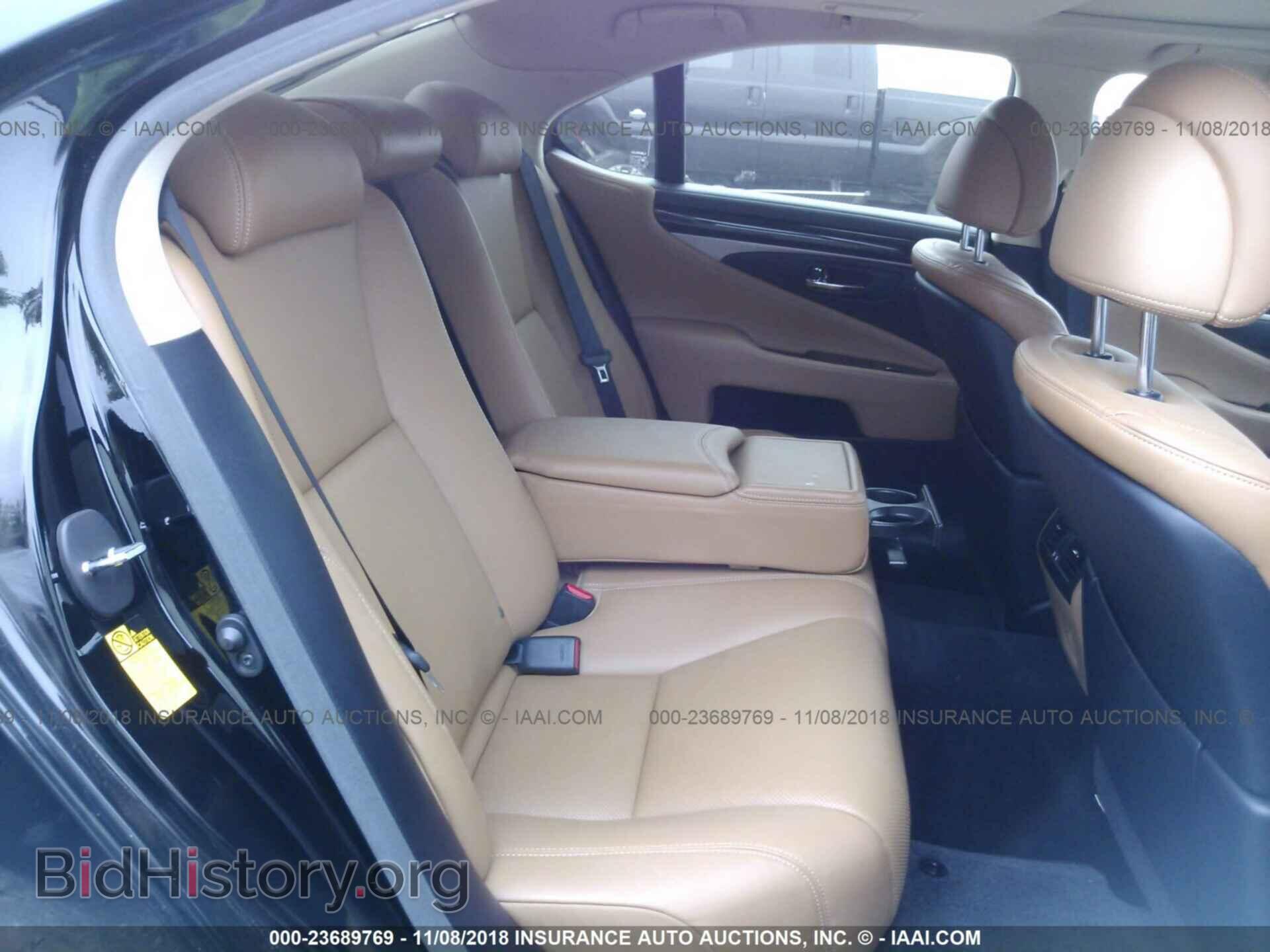 2014 LEXUS LS - VIN: JTHBL5EF4E5129622 - Photo 8