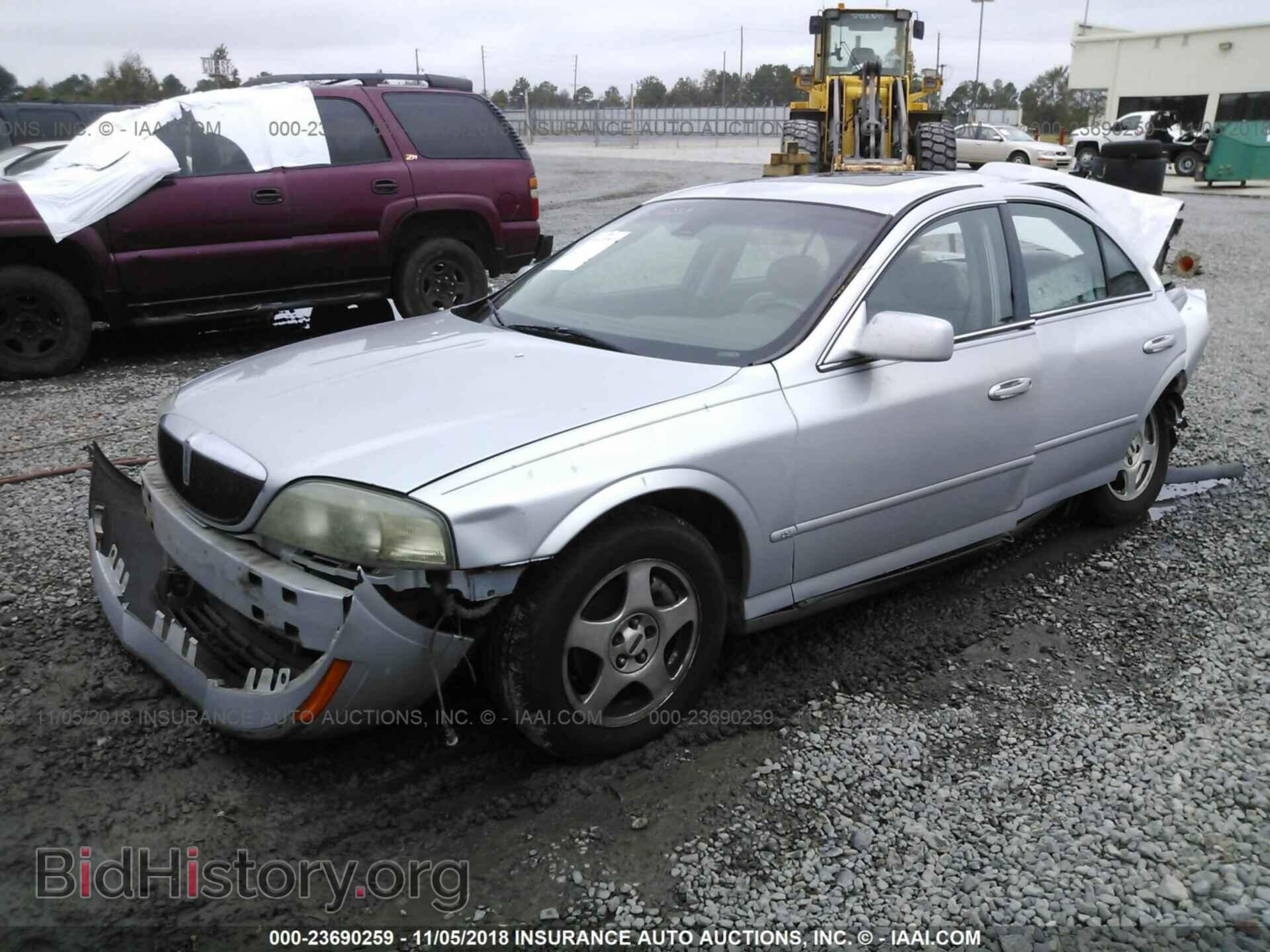 2001 LINCOLN LS - VIN: 1LNHM87A11Y682700 - Photo 2