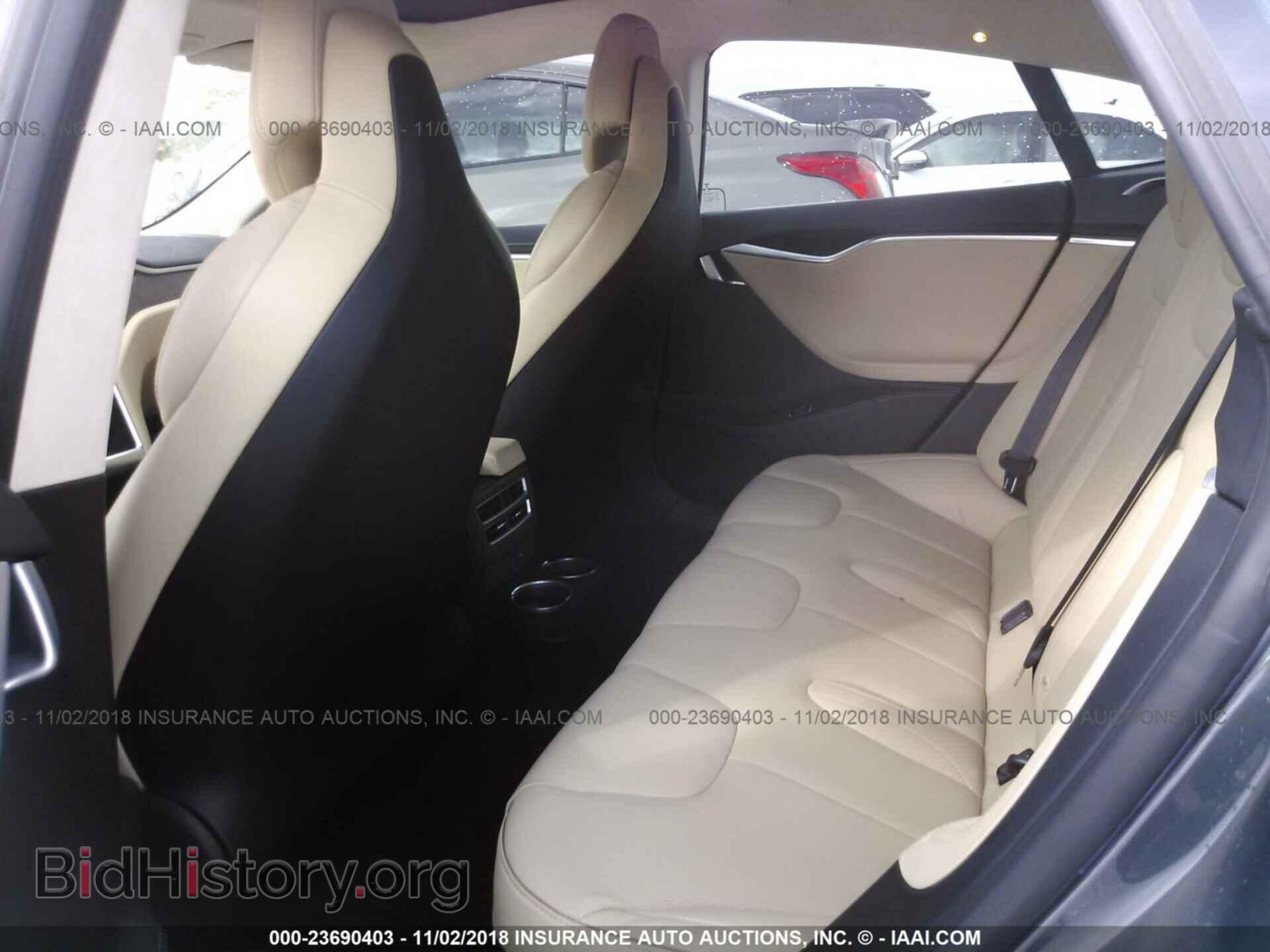 2016 TESLA MODEL S - VIN: 5YJSA1E42GF168192 - Фото 8