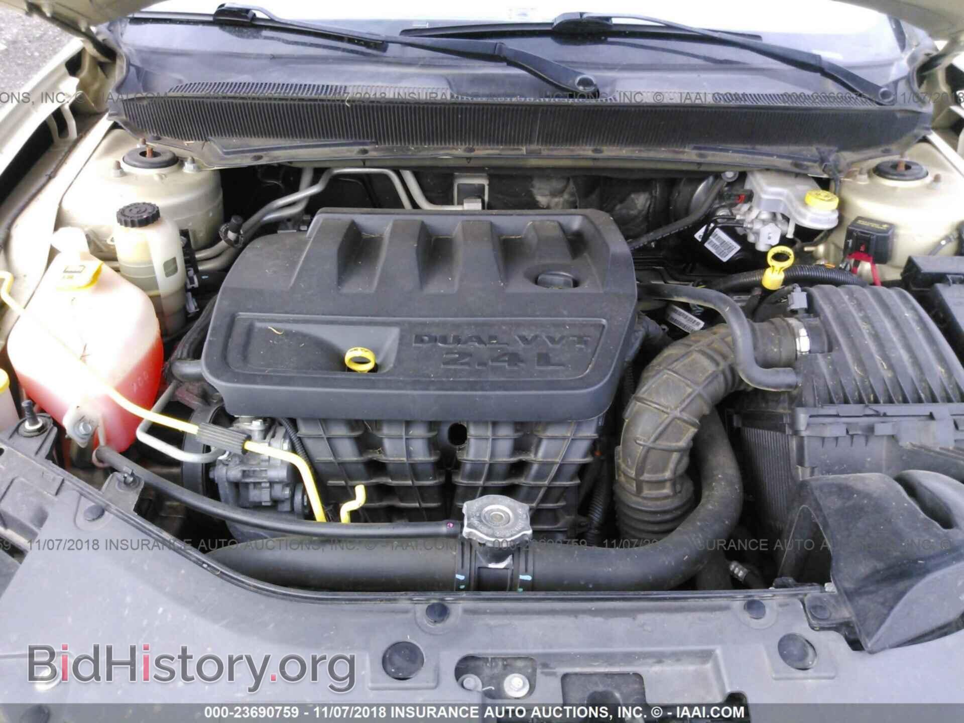 2010 CHRYSLER SEBRING - VIN: 1C3CC5FB0AN161242 - Фото 10