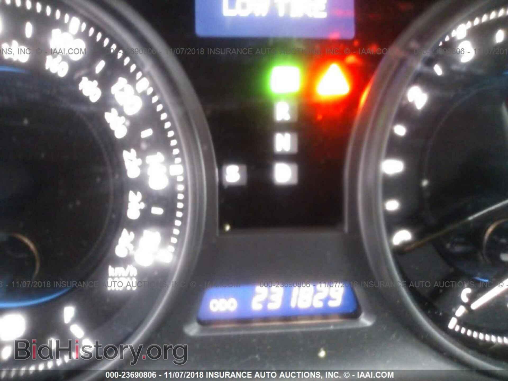 2006 LEXUS IS - VIN: JTHBK262362003641 - Photo 7