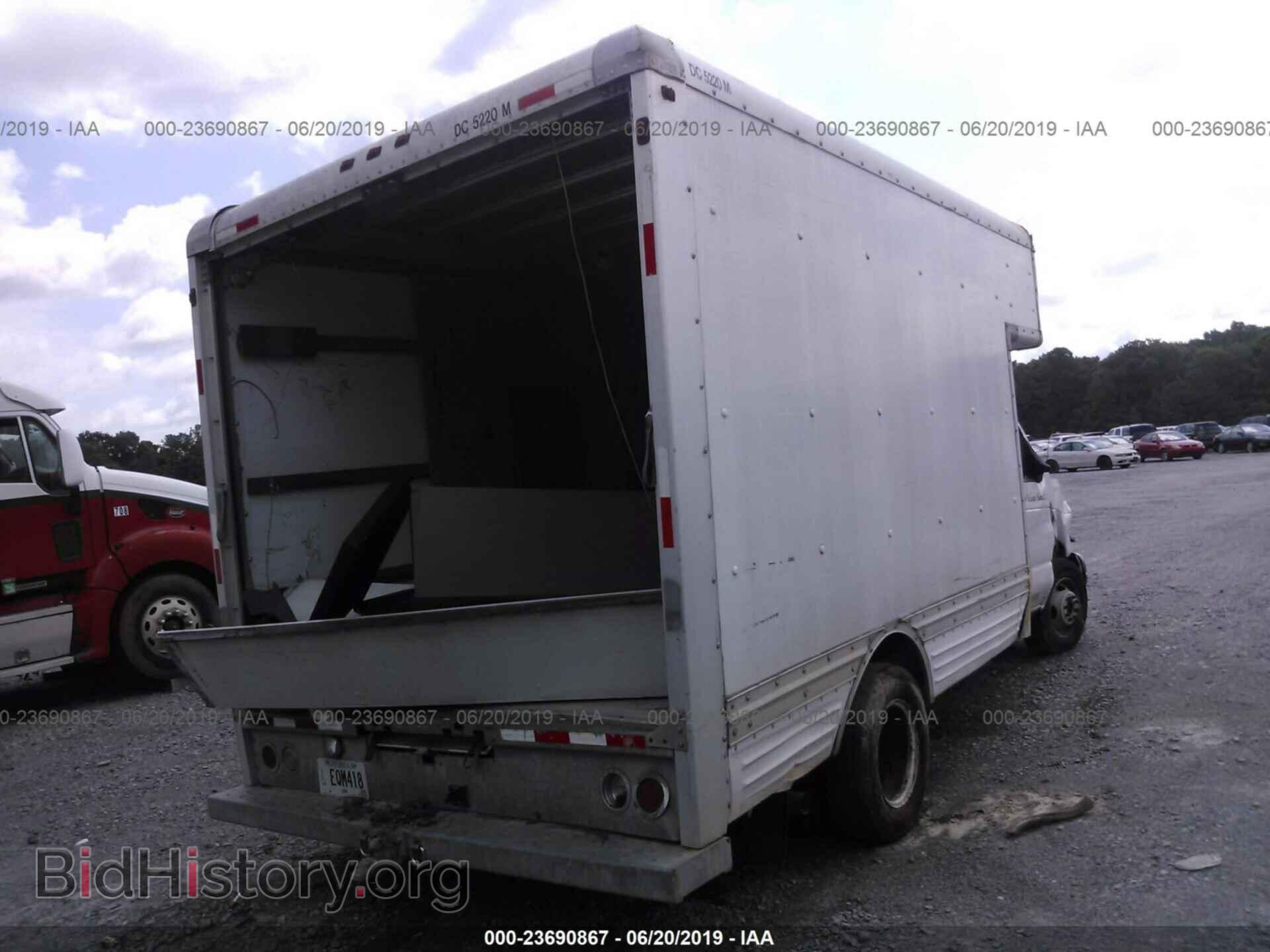 2006 FORD ECONOLINE - VIN: 1FDXE45S56DA65229 - Фото 4