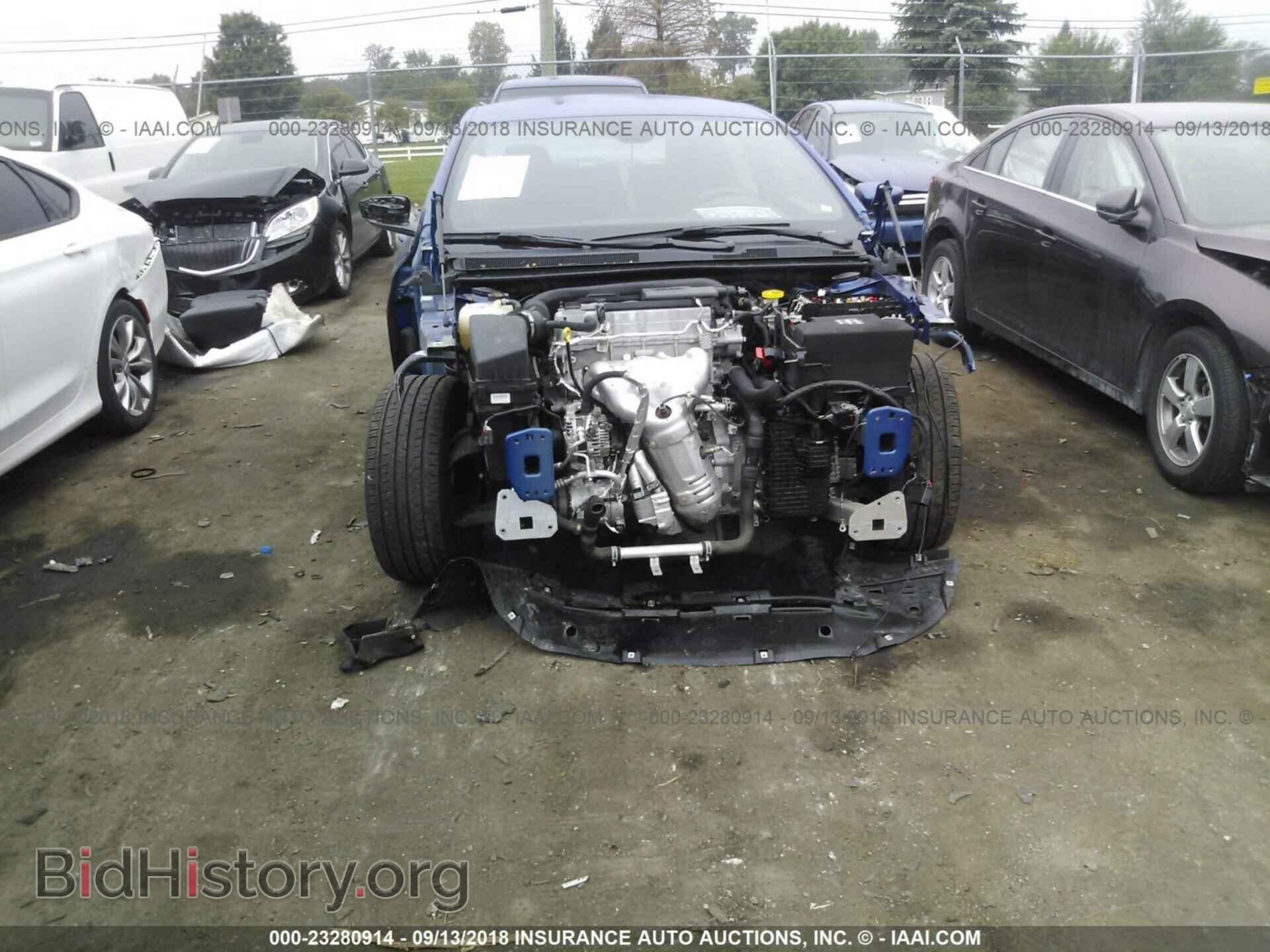 2016 CHRYSLER 200 - VIN: 1C3CCCBB3GN111535 - Фото 6