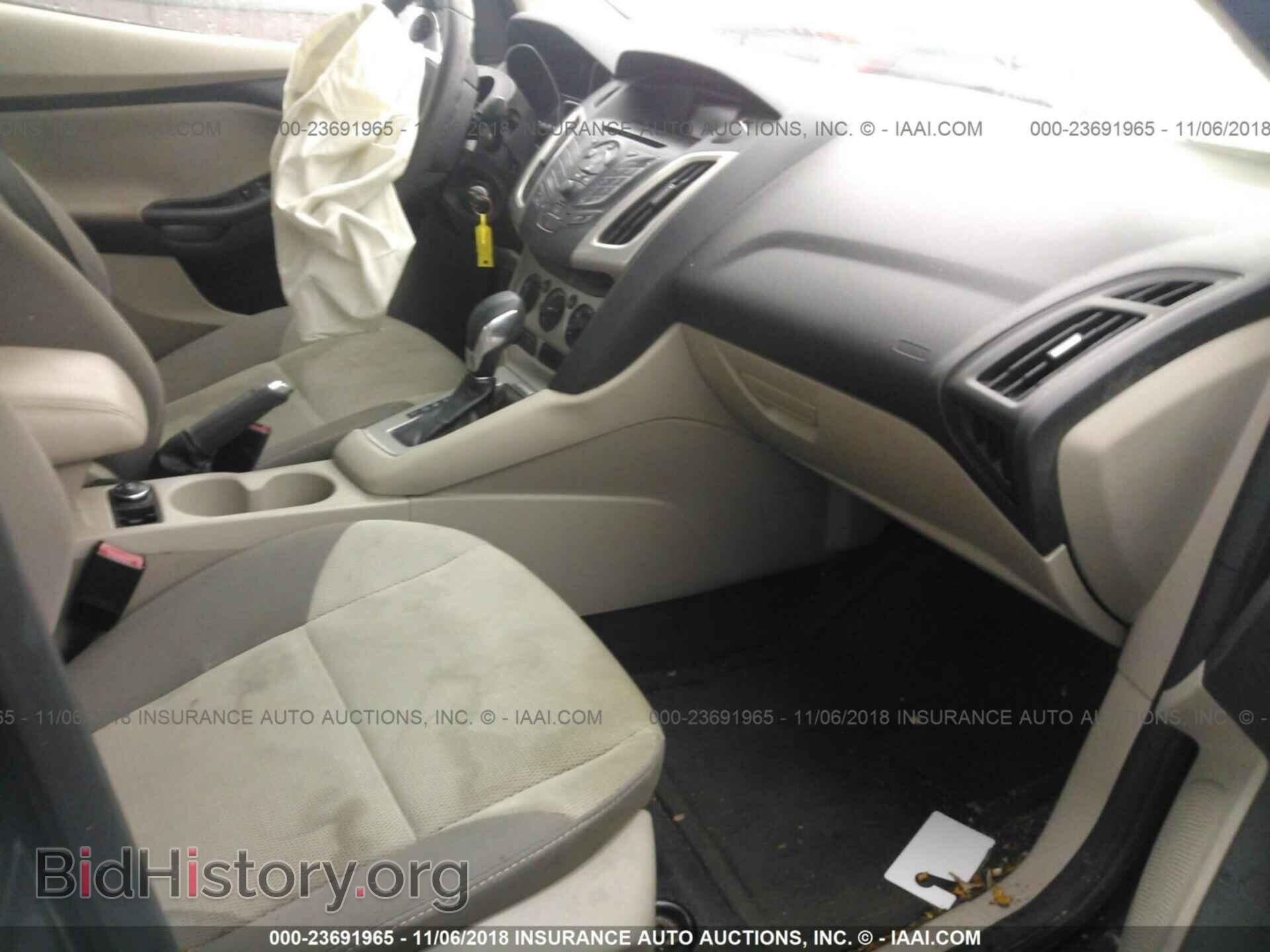 2012 Ford Focus - VIN: 1FAHP3F21CL427415 - Фото 5