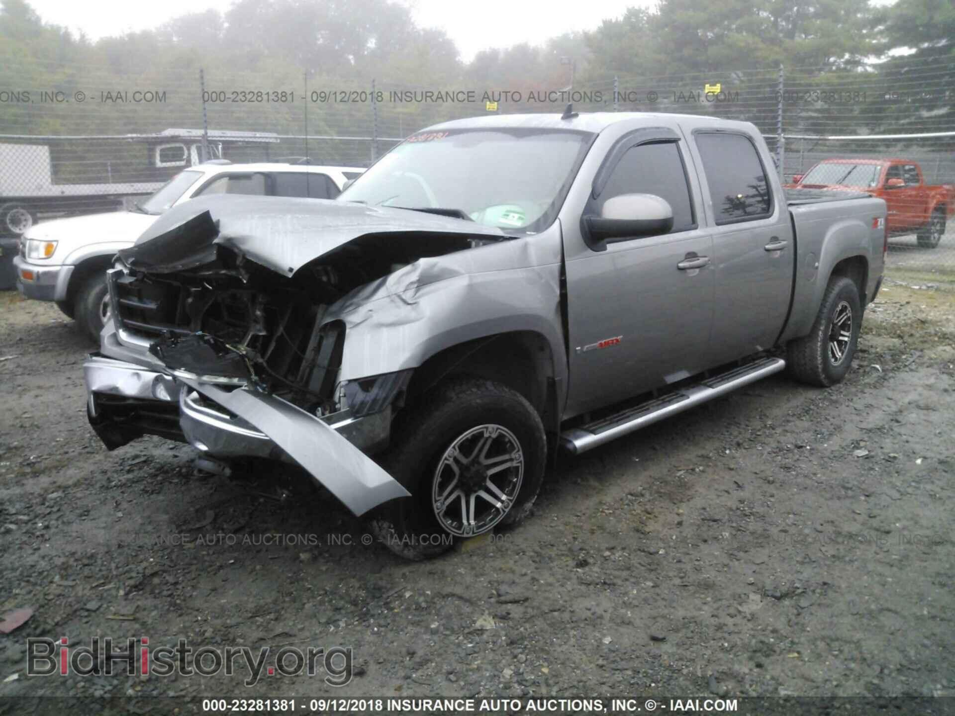 2007 GMC NEW SIERRA - VIN: 2GTEK13Y171506829 - Фото 2