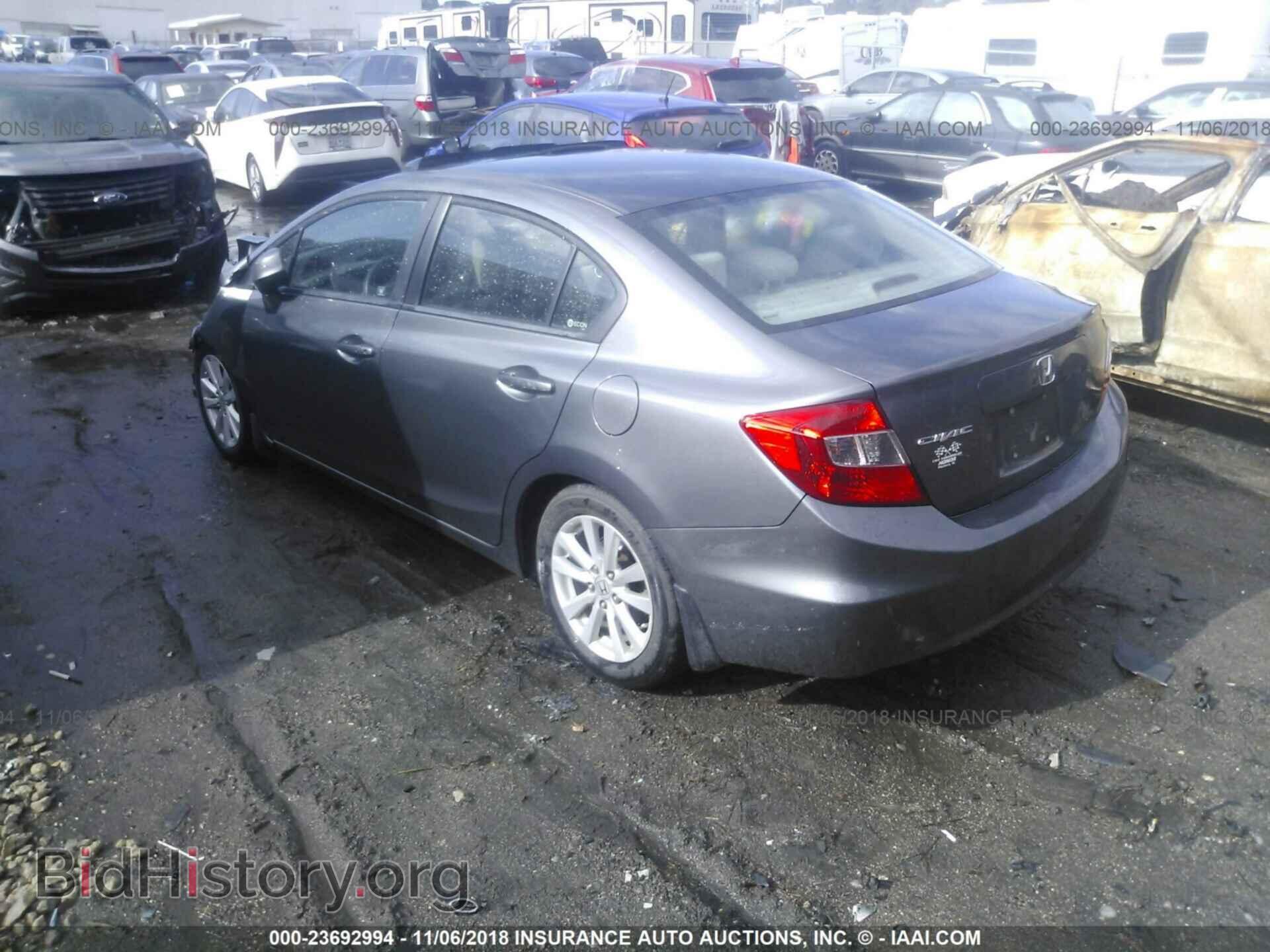 2012 Honda Civic - VIN: 19XFB2F8XCE072946 - Фото 3