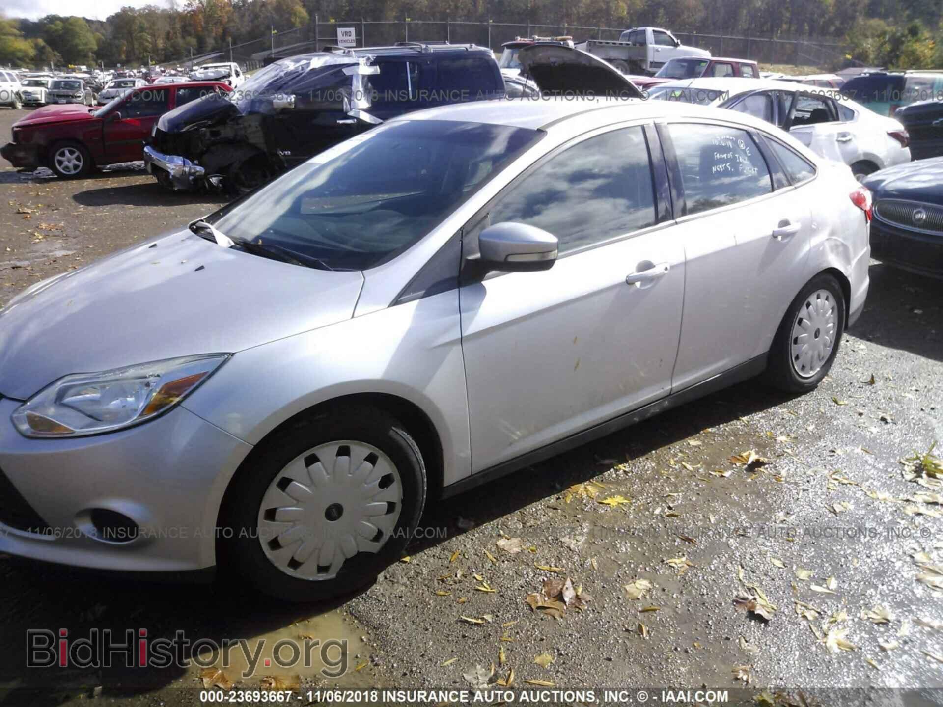 2013 FORD FOCUS - VIN: 1FADP3F20DL104408 - Photo 2