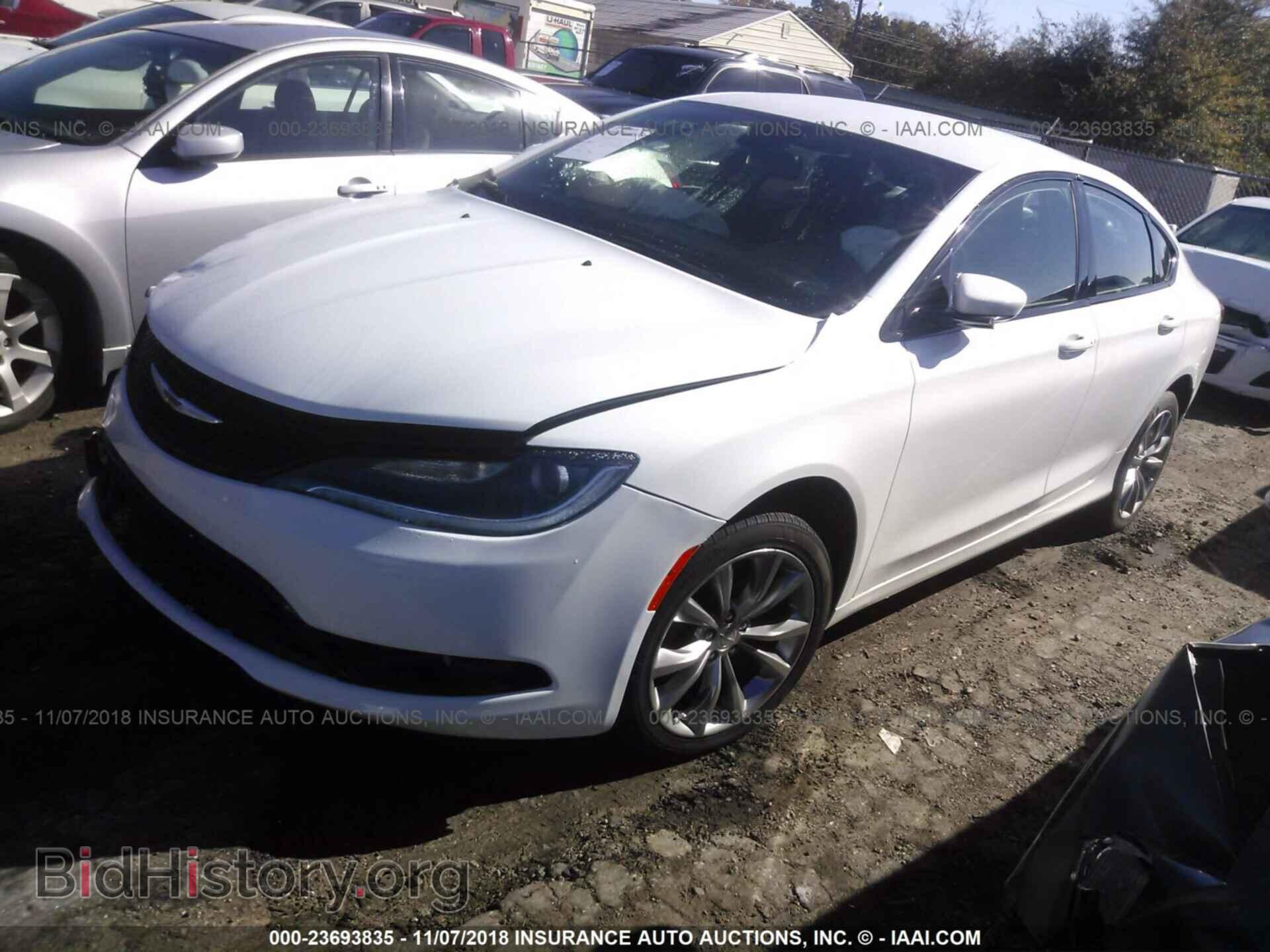 2015 Chrysler 200 - VIN: 1C3CCCBG4FN551855 - Фото 2