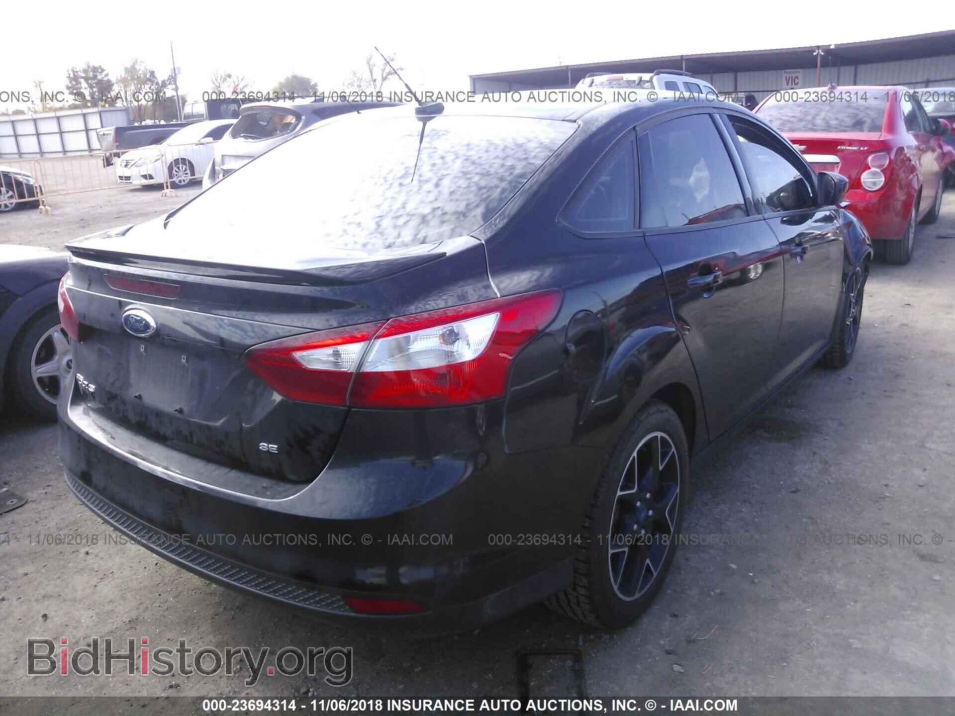 2012 Ford Focus - VIN: 1FAHP3F24CL227032 - Photo 4