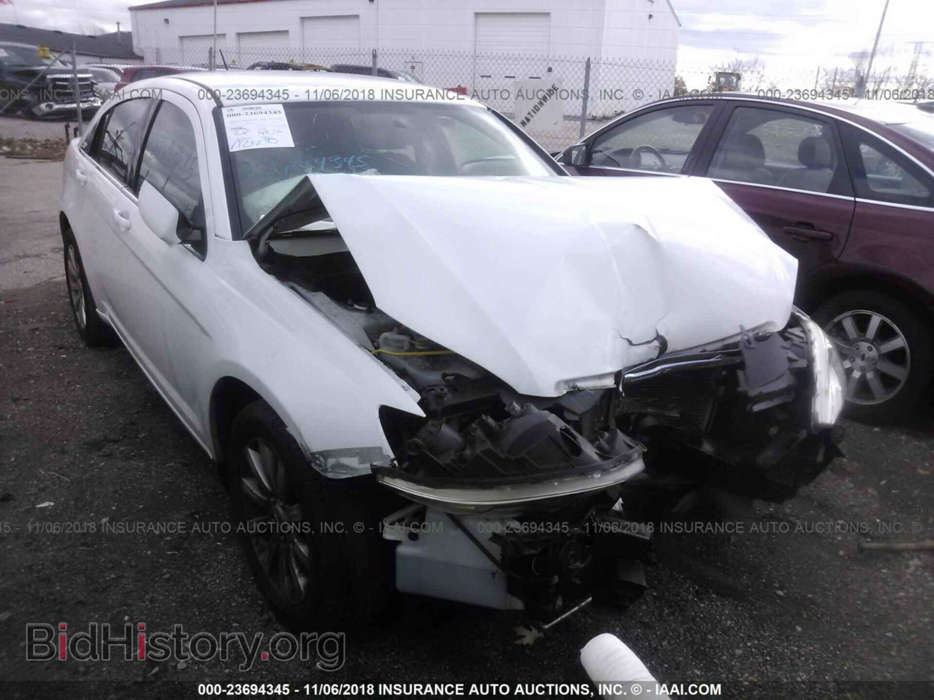 Фотография 1C3CCBBB8DN672156 - CHRYSLER 200 2013