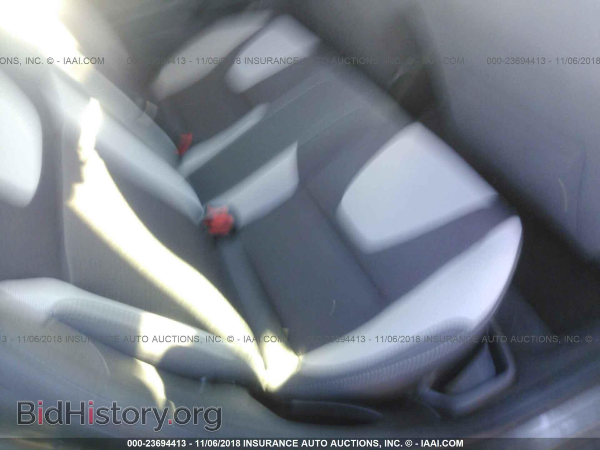 2014 Ford Focus - VIN: 1FADP3F27EL459254 - Photo 8