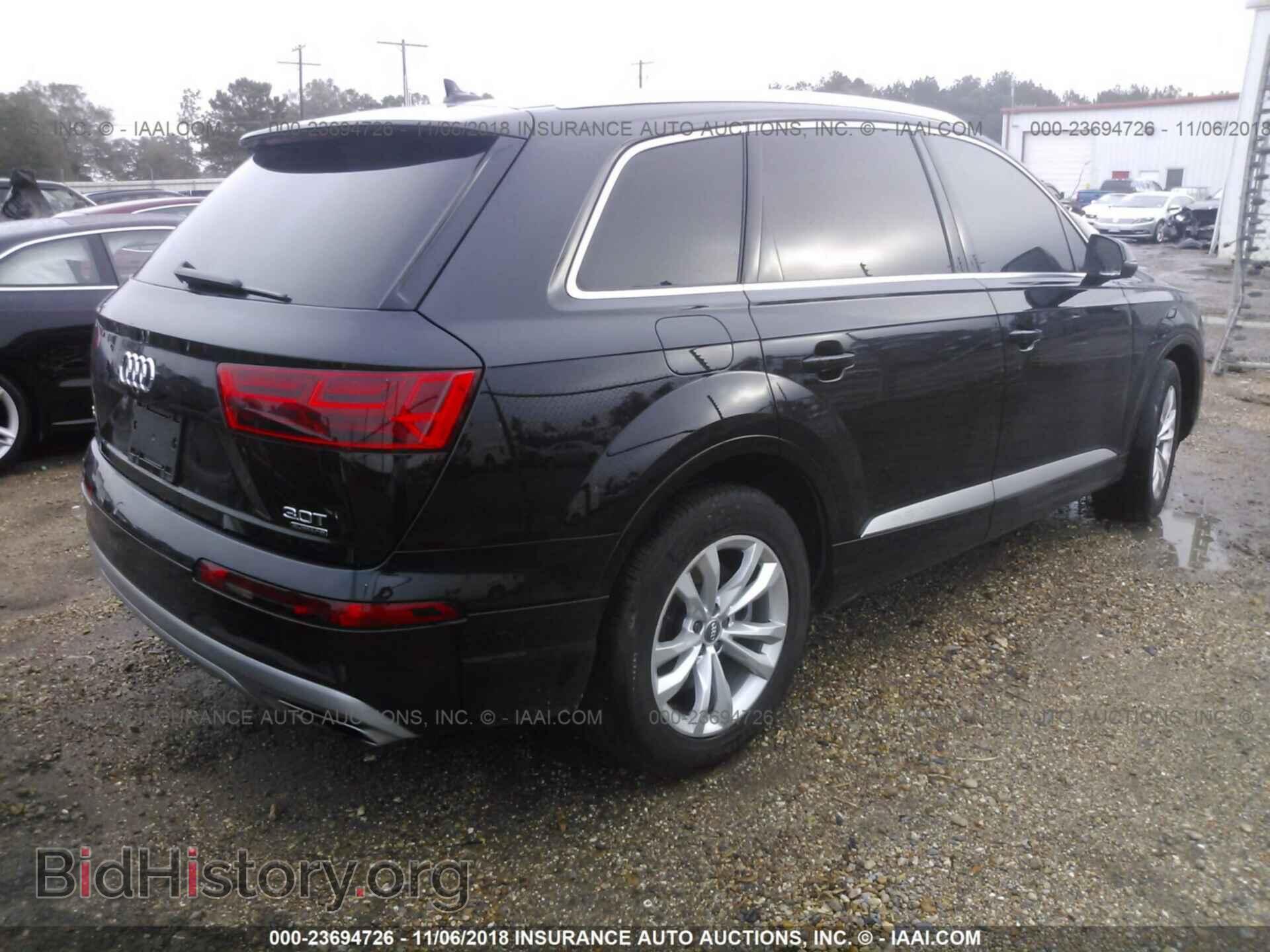 2018 Audi Q7 - VIN: WA1LAAF71JD016331 - Фото 4